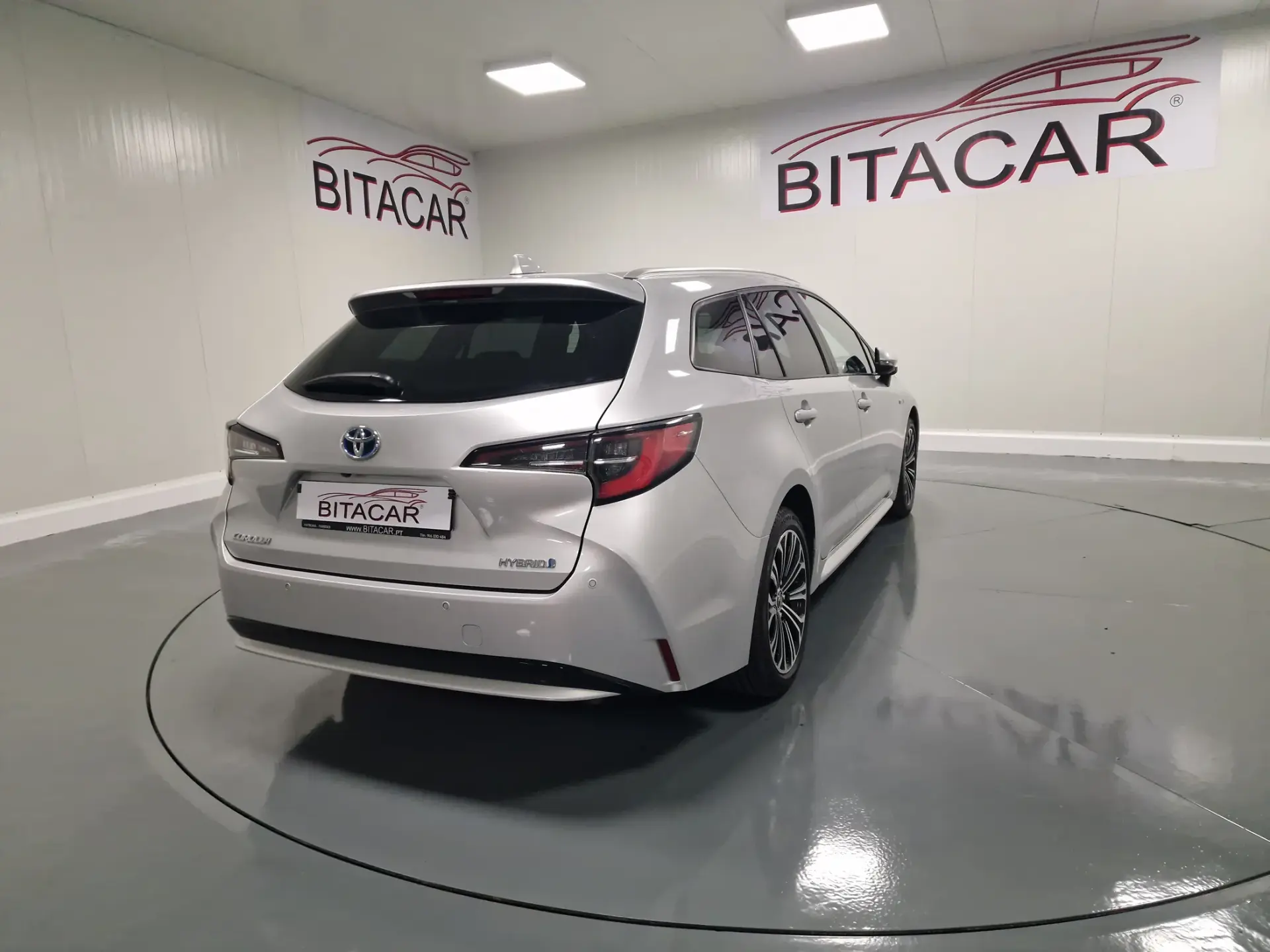 Toyota Corolla Touring Sports 1.8 Hybrid Comfort+P.Sport 33