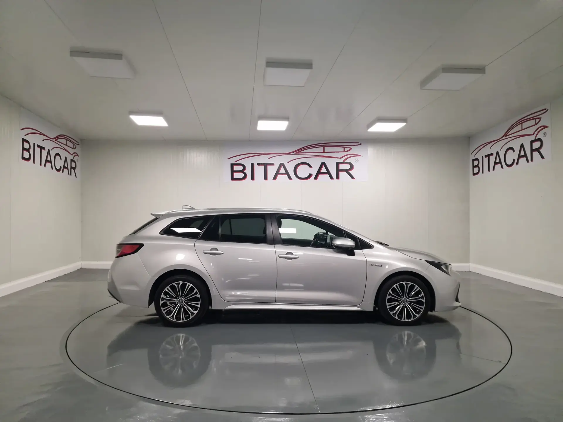 Toyota Corolla Touring Sports 1.8 Hybrid Comfort+P.Sport 35