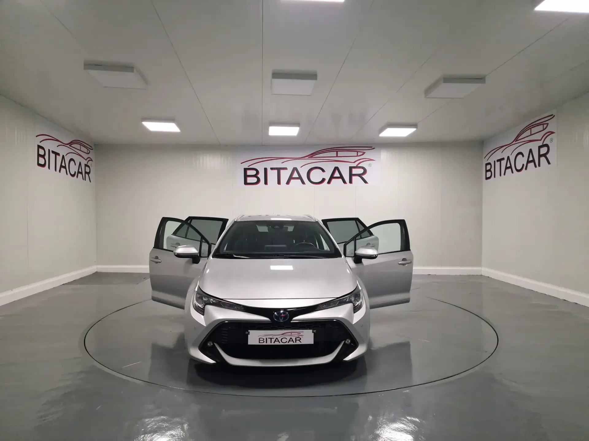 Toyota Corolla Touring Sports 1.8 Hybrid Comfort+P.Sport 57