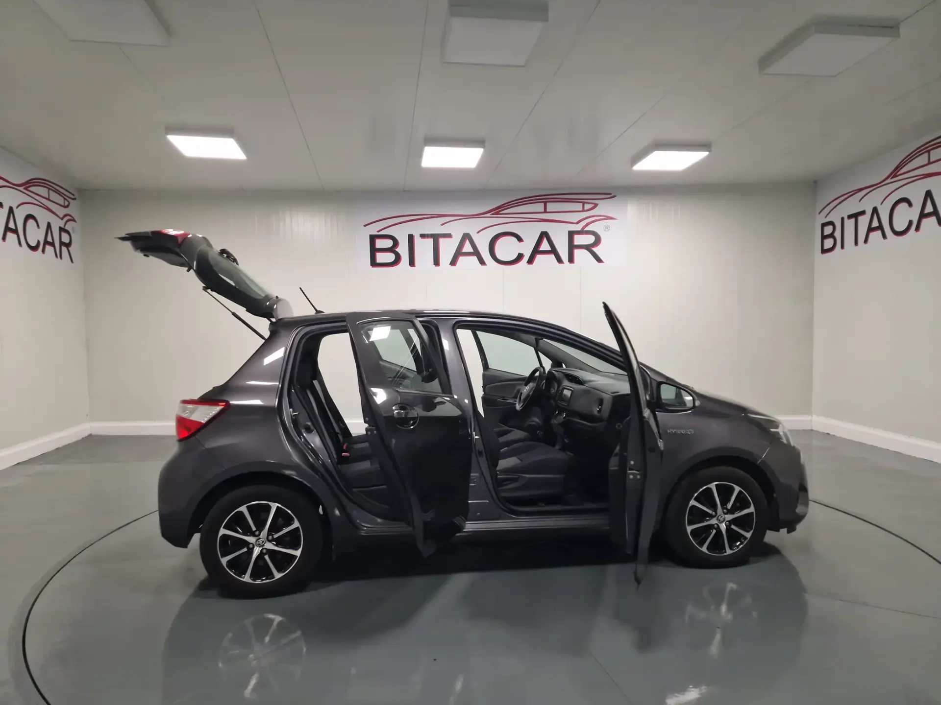 Toyota Yaris 1.5 HSD Comfort 25