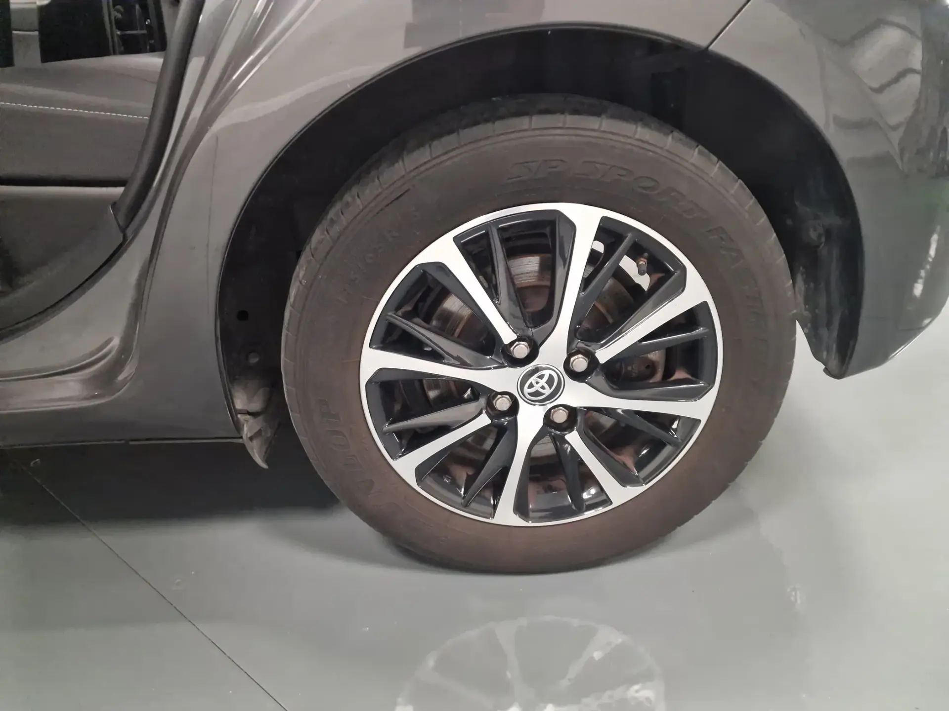 Toyota Yaris 1.5 HSD Comfort 29