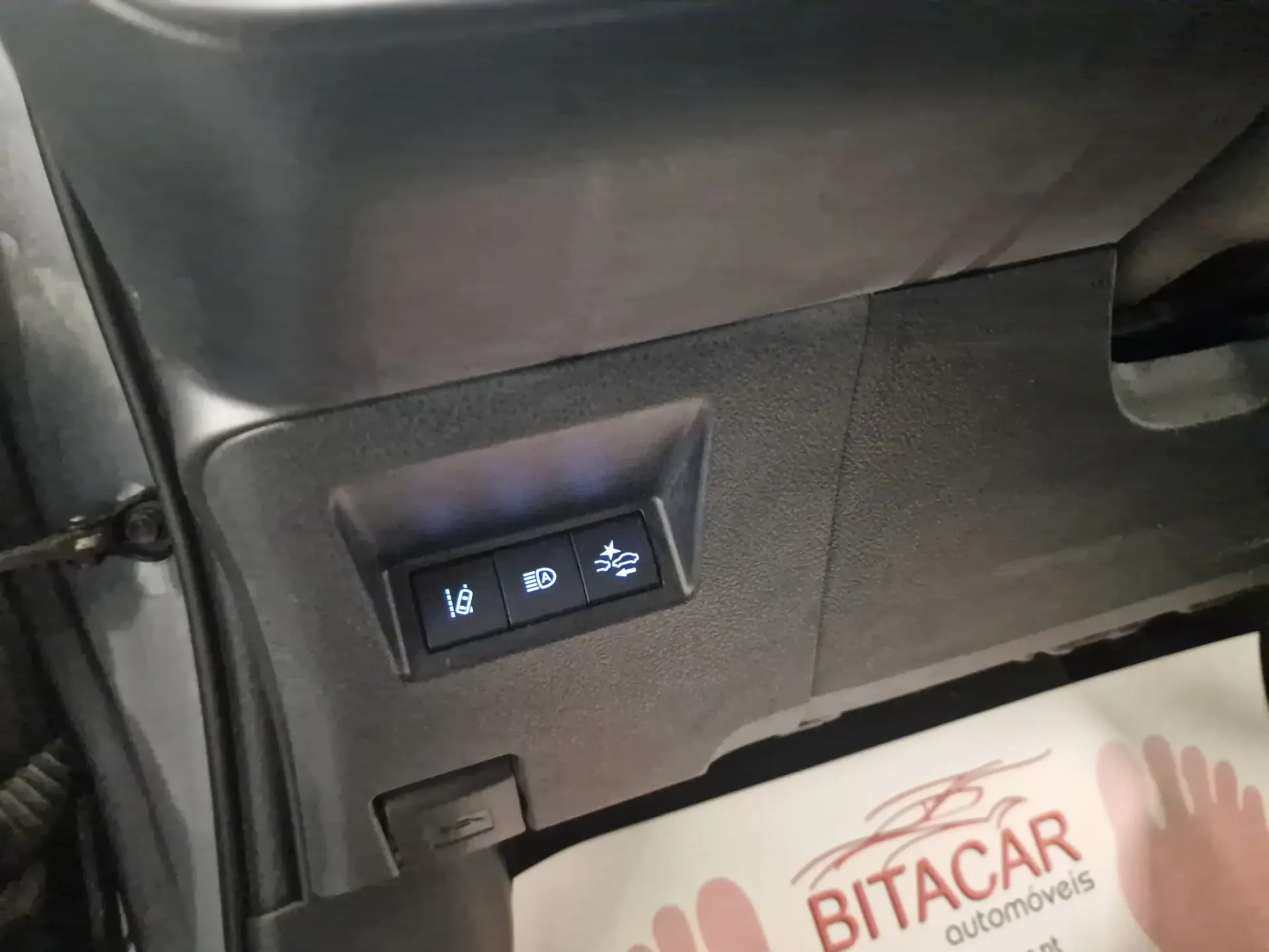 Toyota Yaris 1.5 HSD Comfort 53