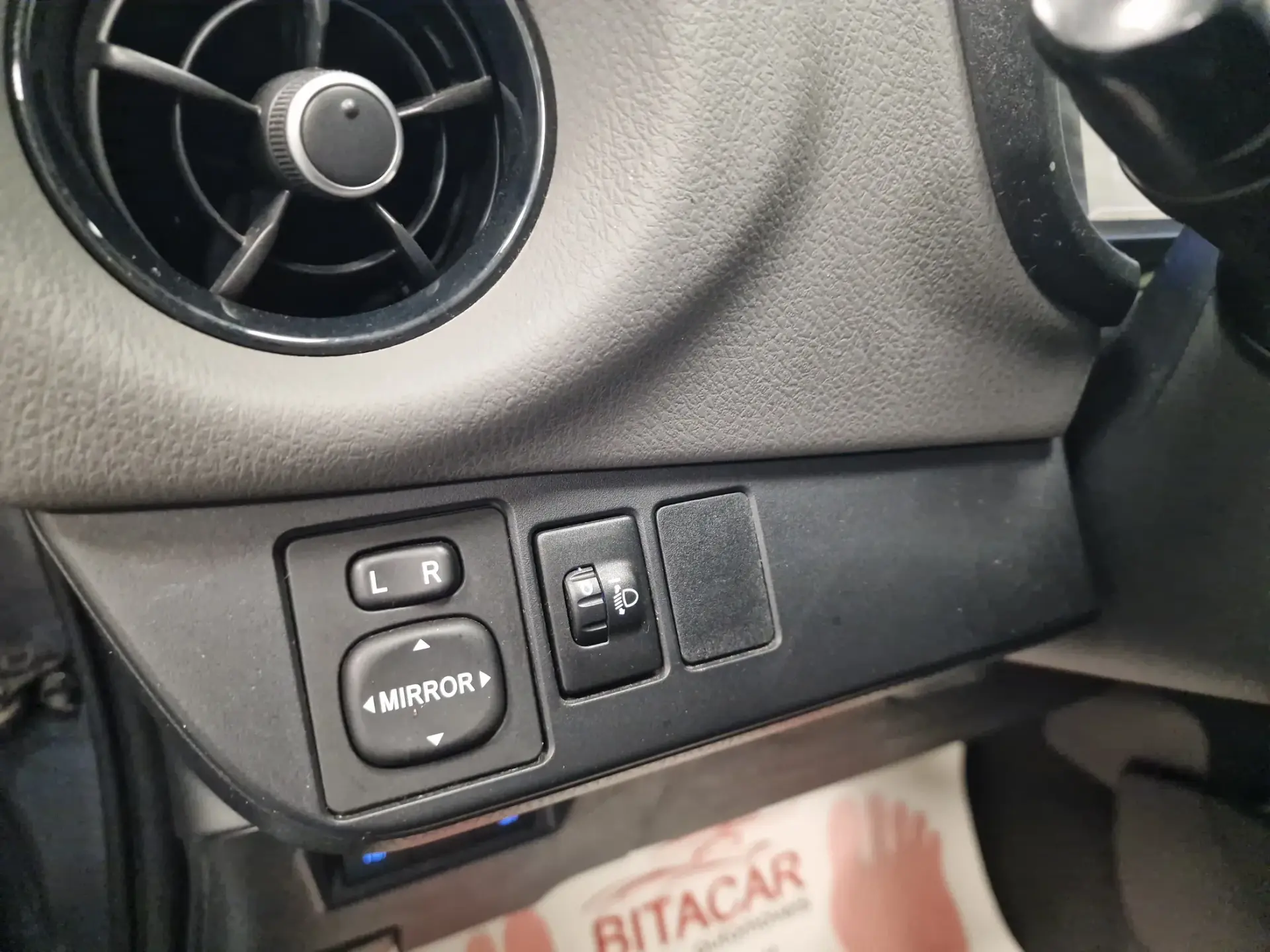 Toyota Yaris 1.5 HSD Comfort 56