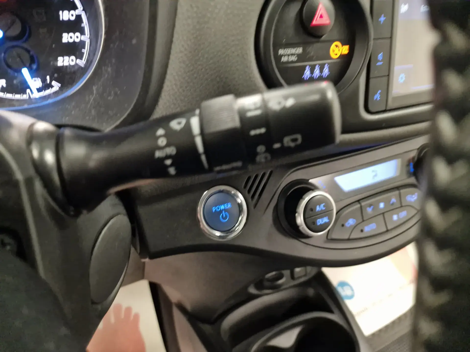 Toyota Yaris 1.5 HSD Comfort 58