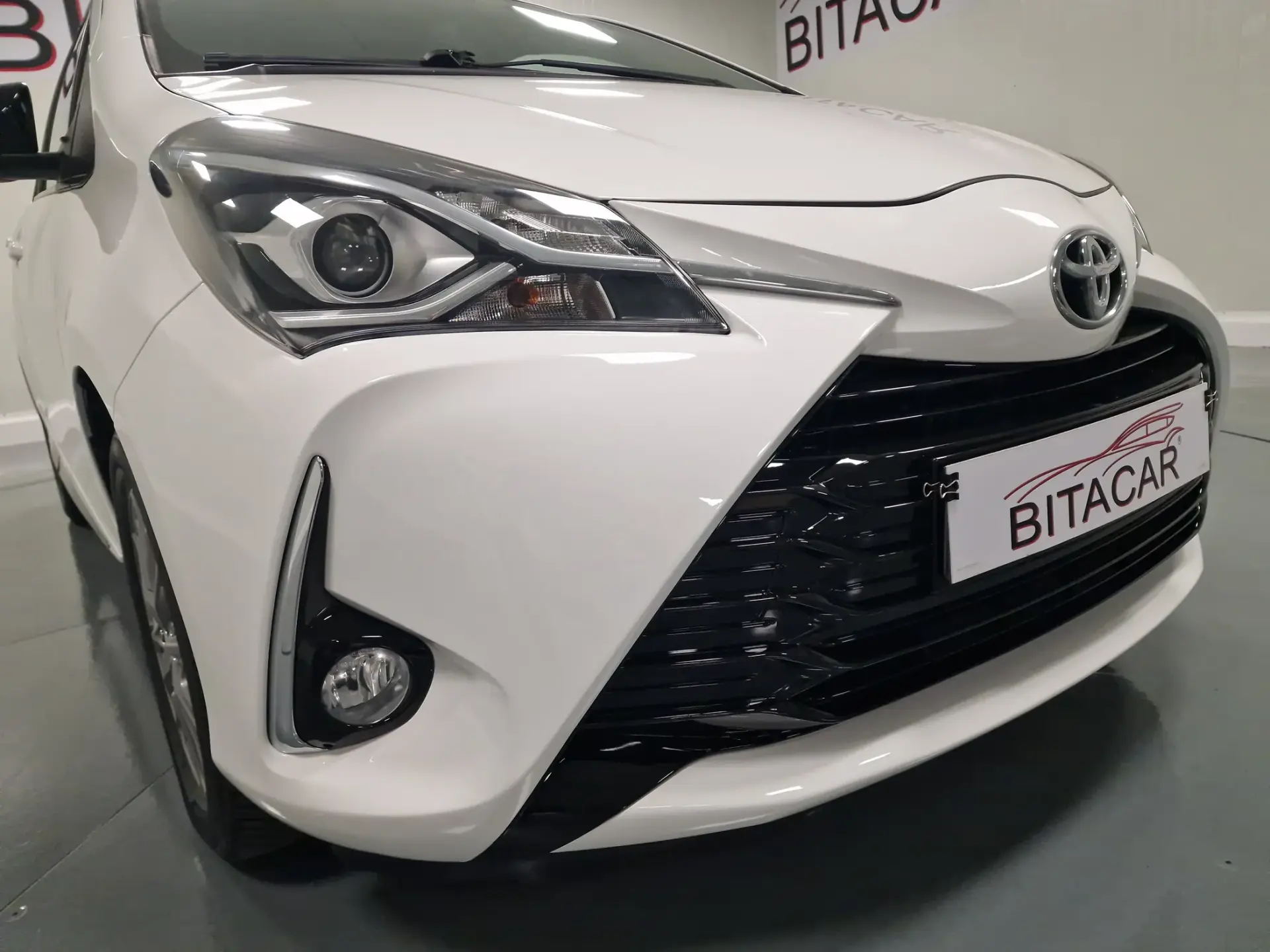 Toyota Yaris 1.0 VVT-i Comfort+P.Style 5