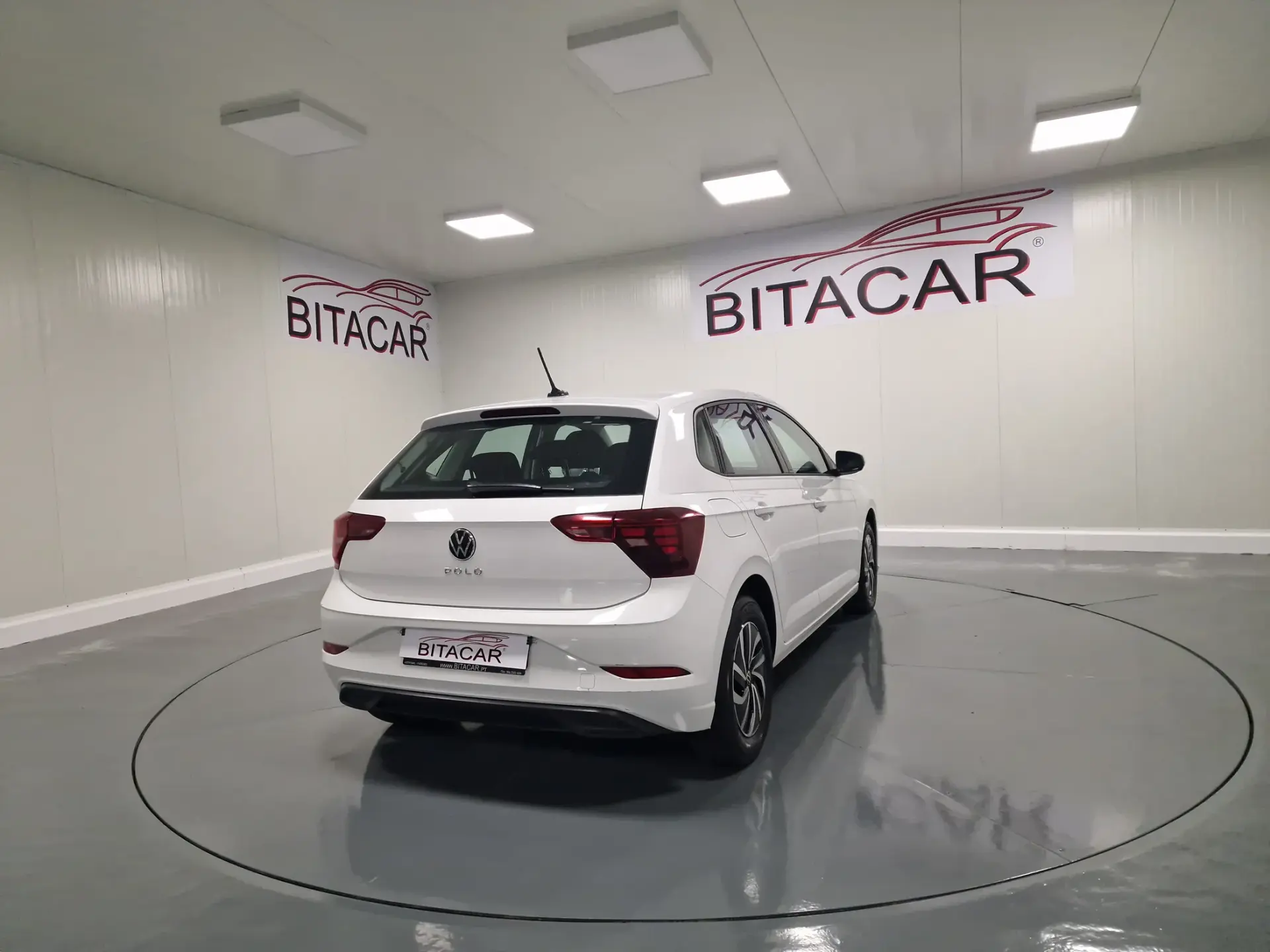 Volkswagen Polo 1.0 TSI Life 11