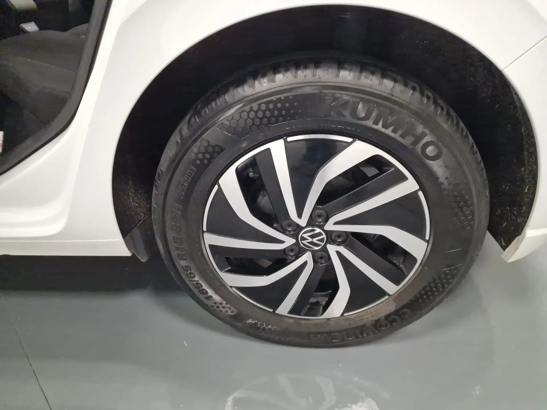 Volkswagen Polo 1.0 TSI Life 21