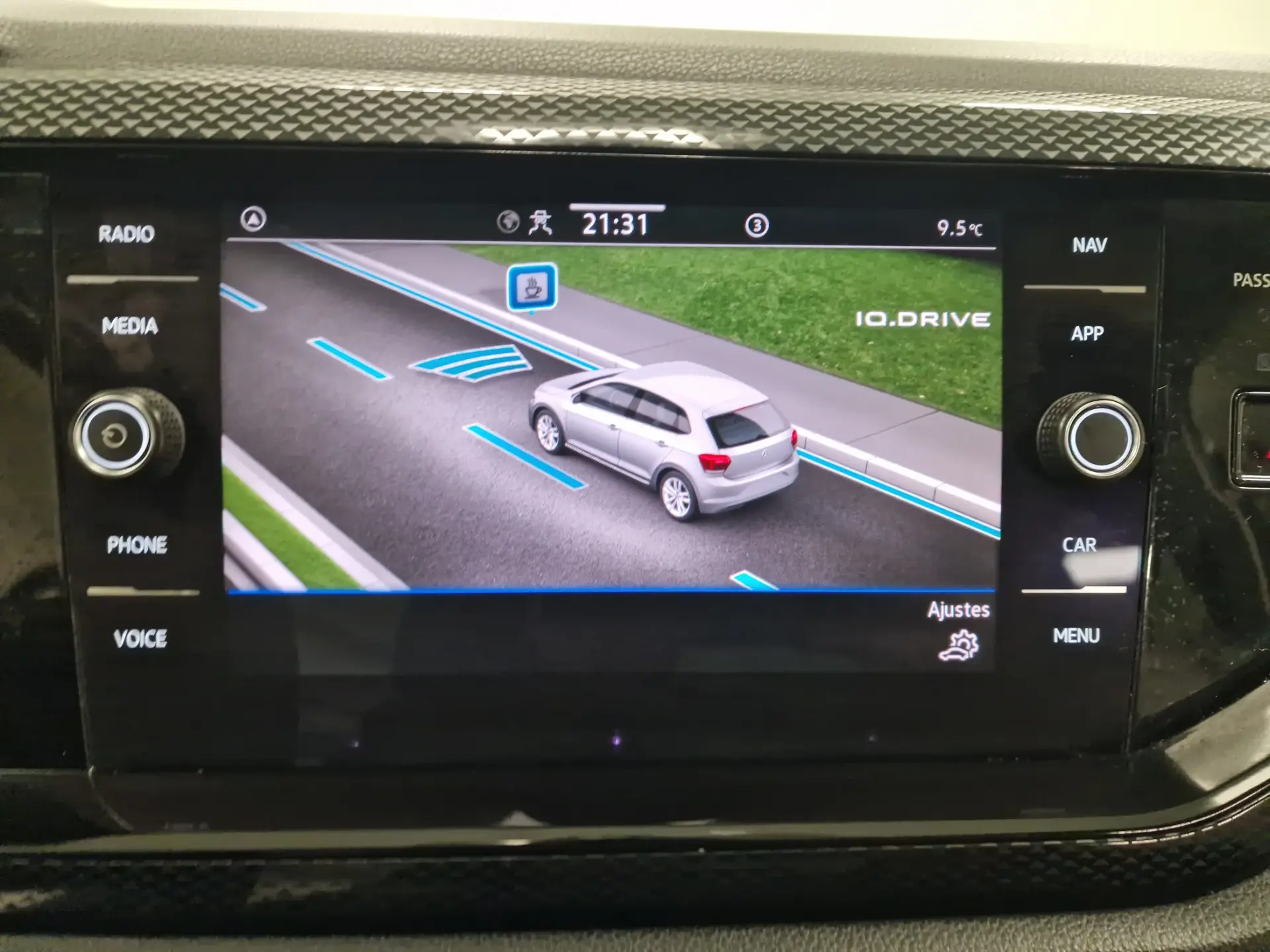 Volkswagen Polo 1.0 TSI Life 58