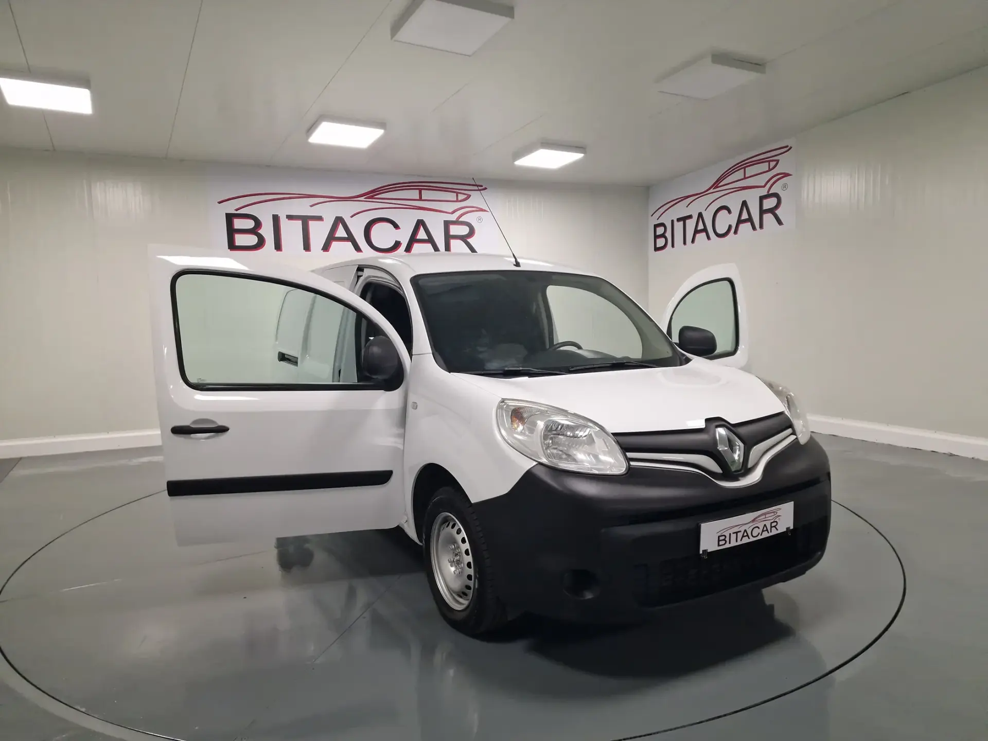 Renault Kangoo EXPRESS 1.5 DCI 90HP ENERGY S/S MAXI BUSINESS 29