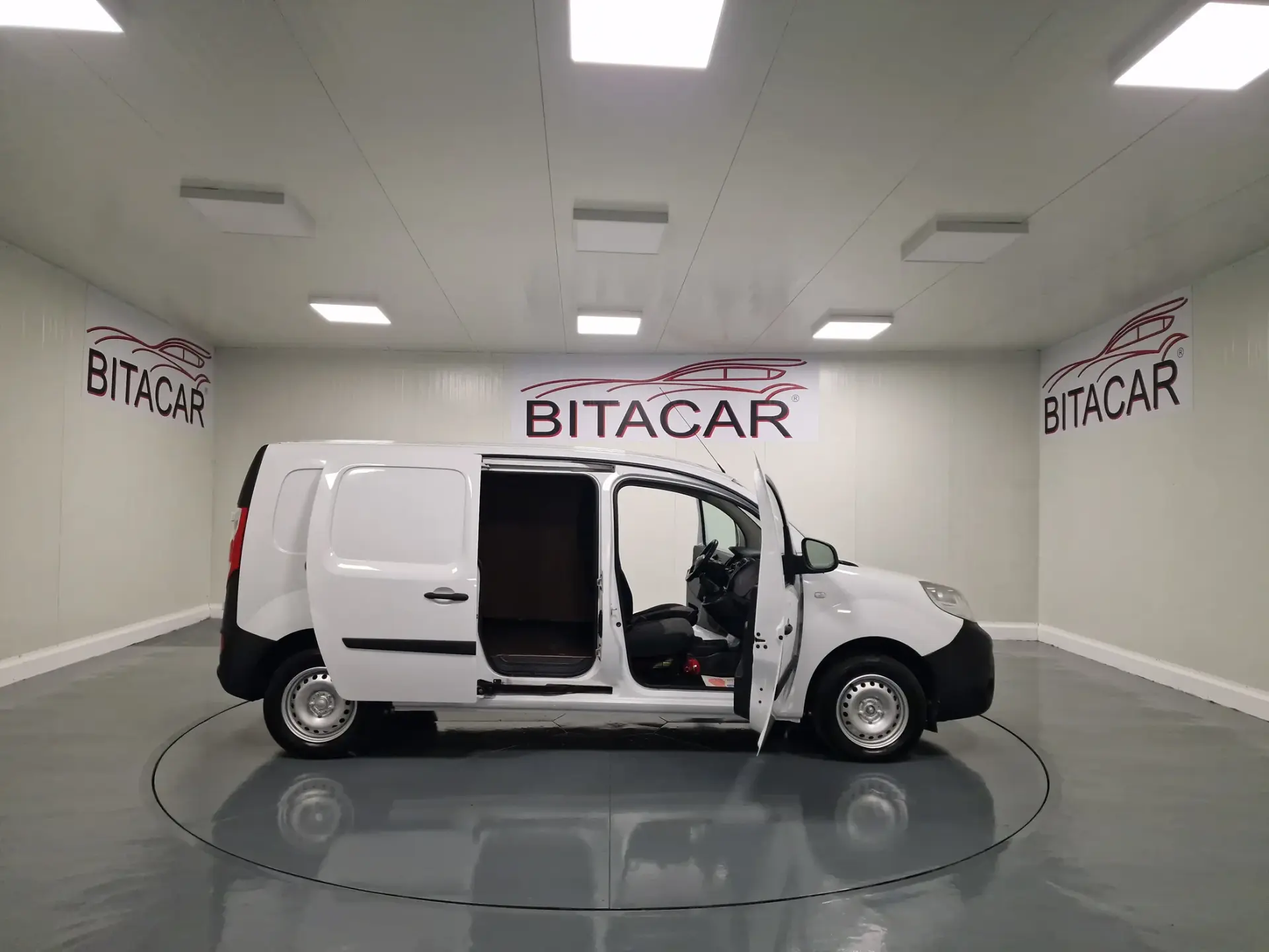 Renault Kangoo EXPRESS 1.5 DCI 90HP ENERGY S/S MAXI BUSINESS 47
