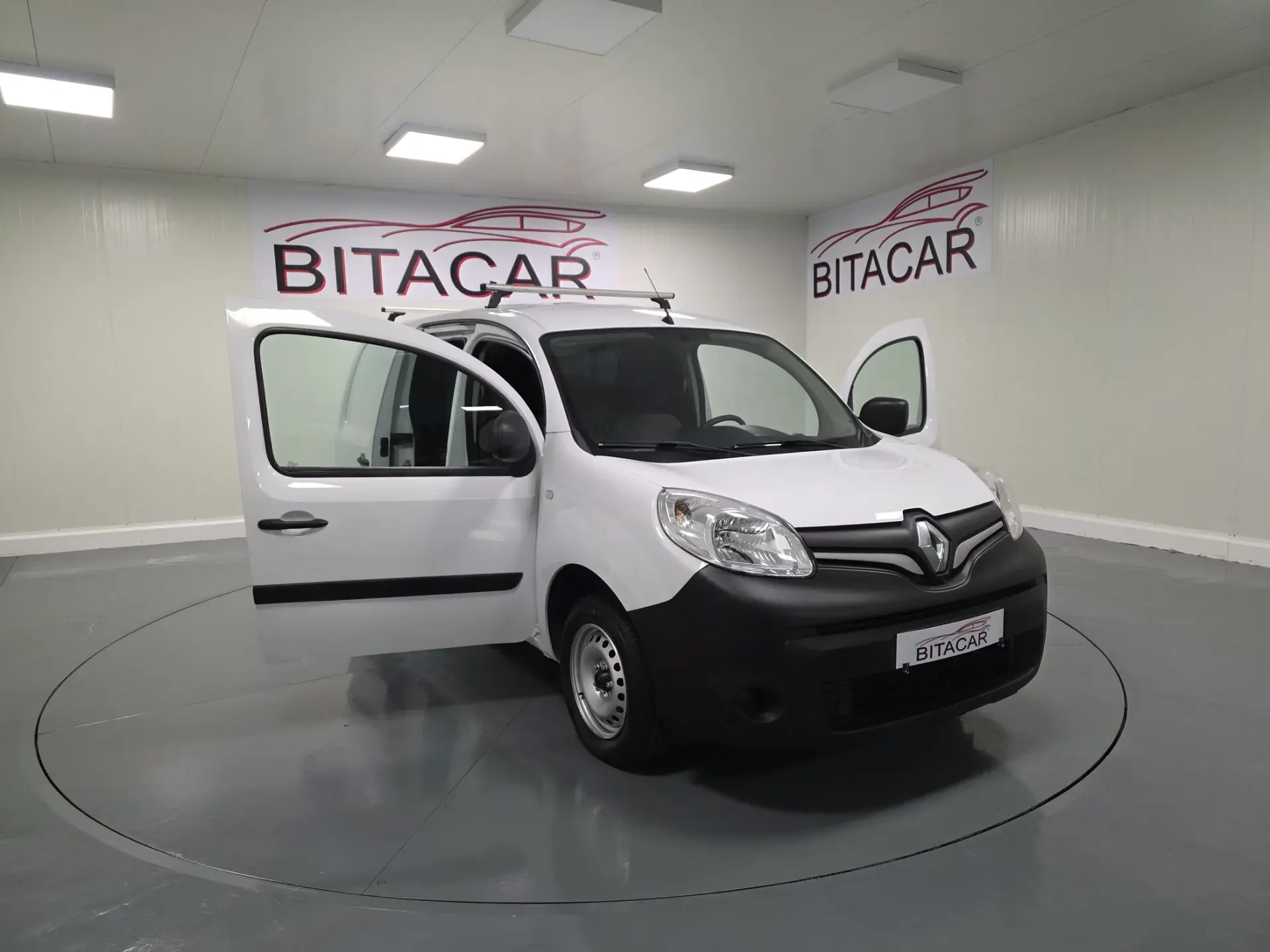 Renault Kangoo 1.5 DCI 95CV MAXI IVA DEDUTIVEL 14