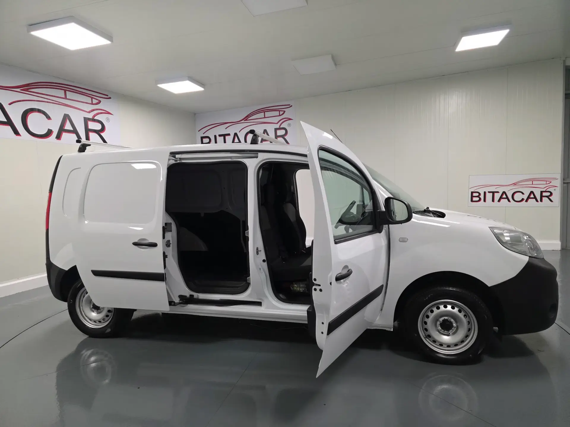 Renault Kangoo 1.5 DCI 95CV MAXI IVA DEDUTIVEL 15