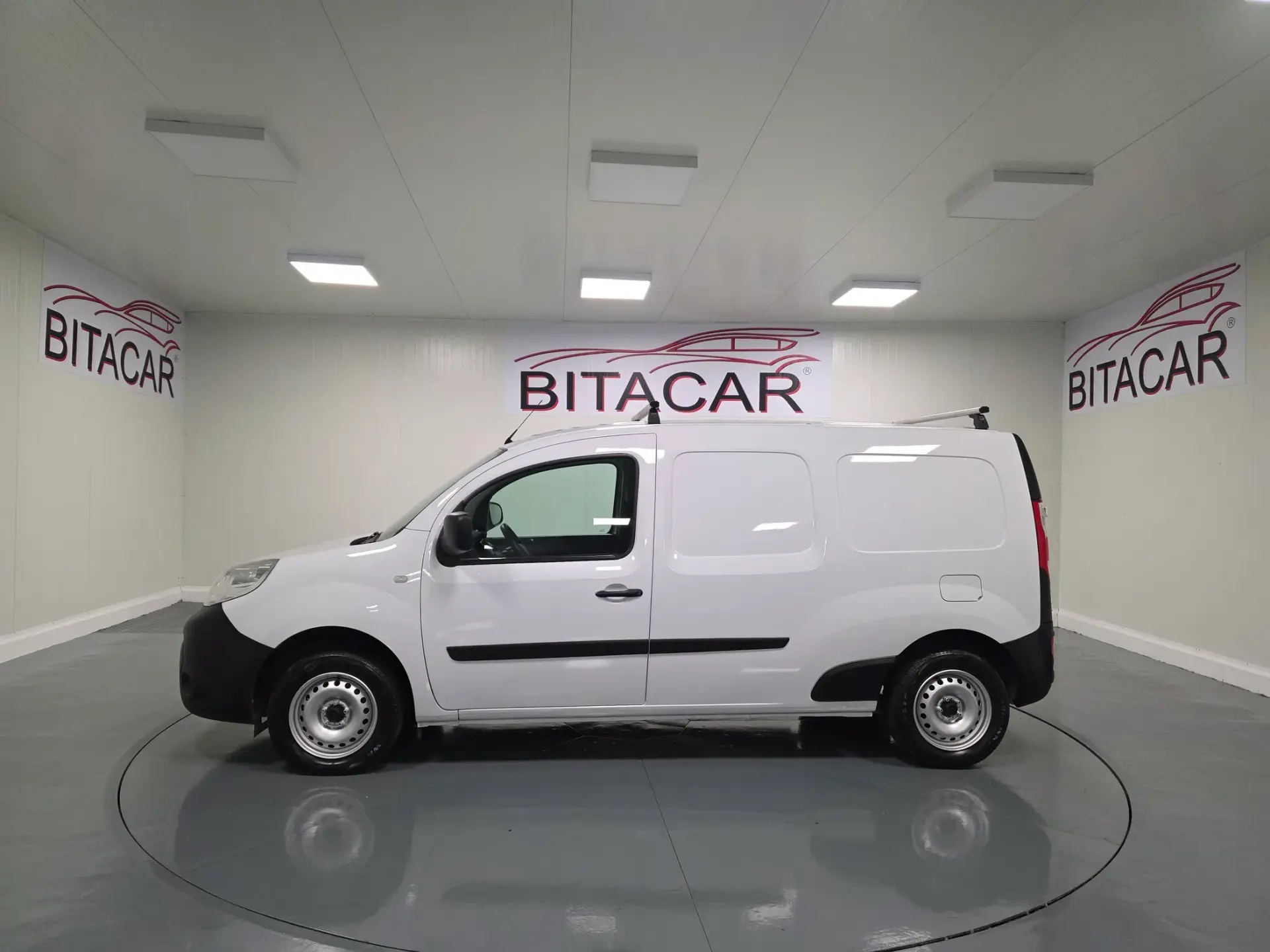 Renault Kangoo 1.5 DCI 95CV MAXI IVA DEDUTIVEL 20