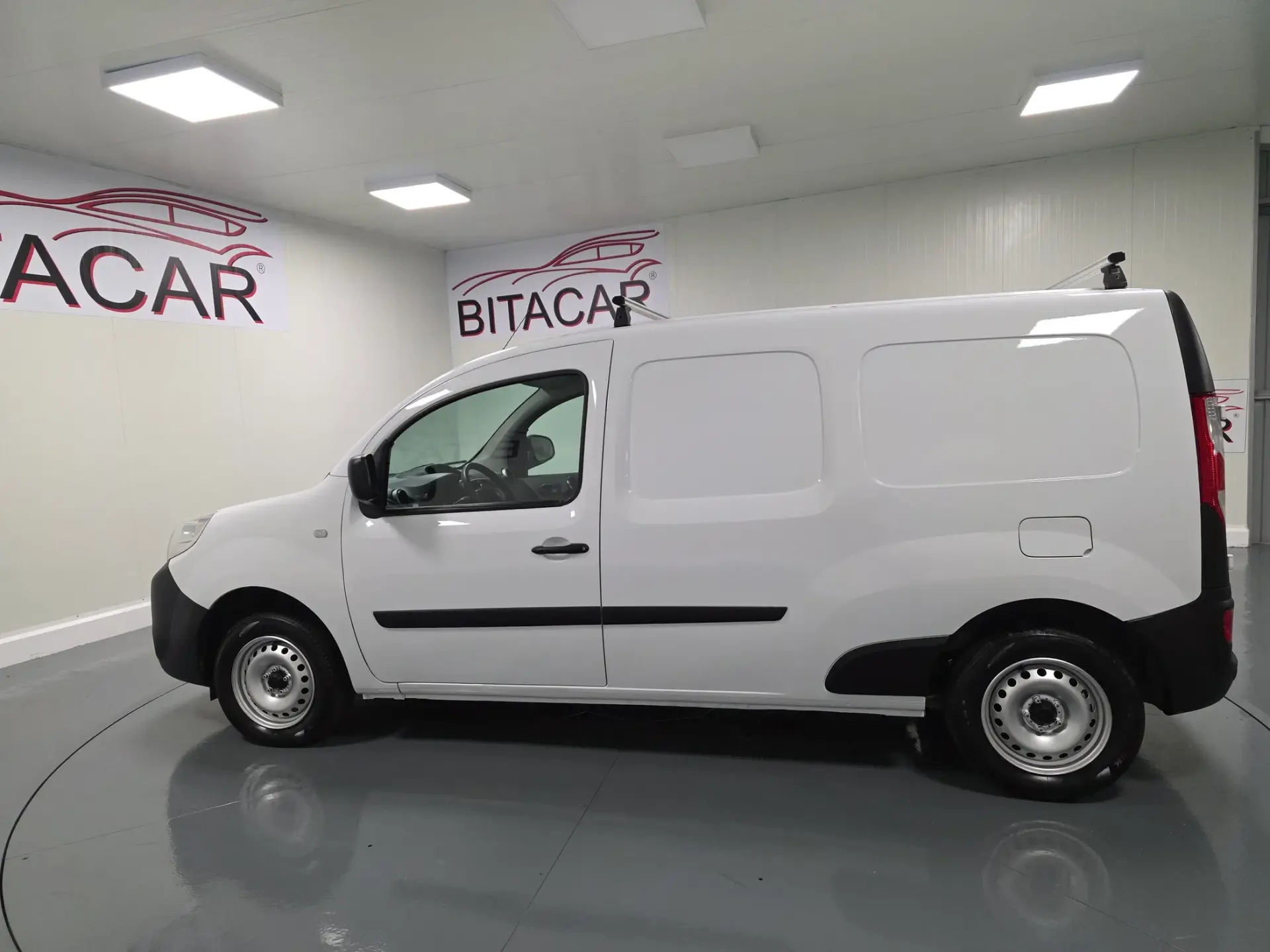 Renault Kangoo 1.5 DCI 95CV MAXI IVA DEDUTIVEL 33
