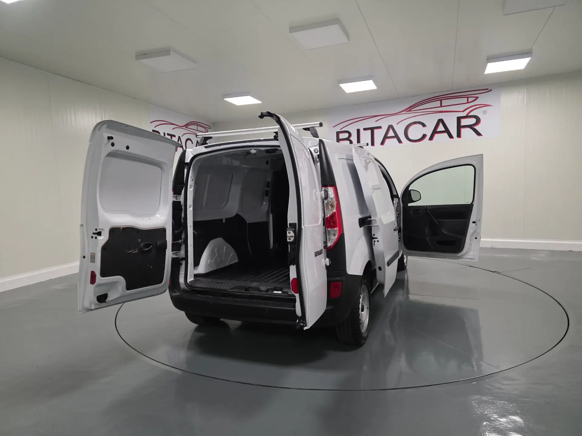 Renault Kangoo 1.5 DCI 95CV MAXI IVA DEDUTIVEL 45