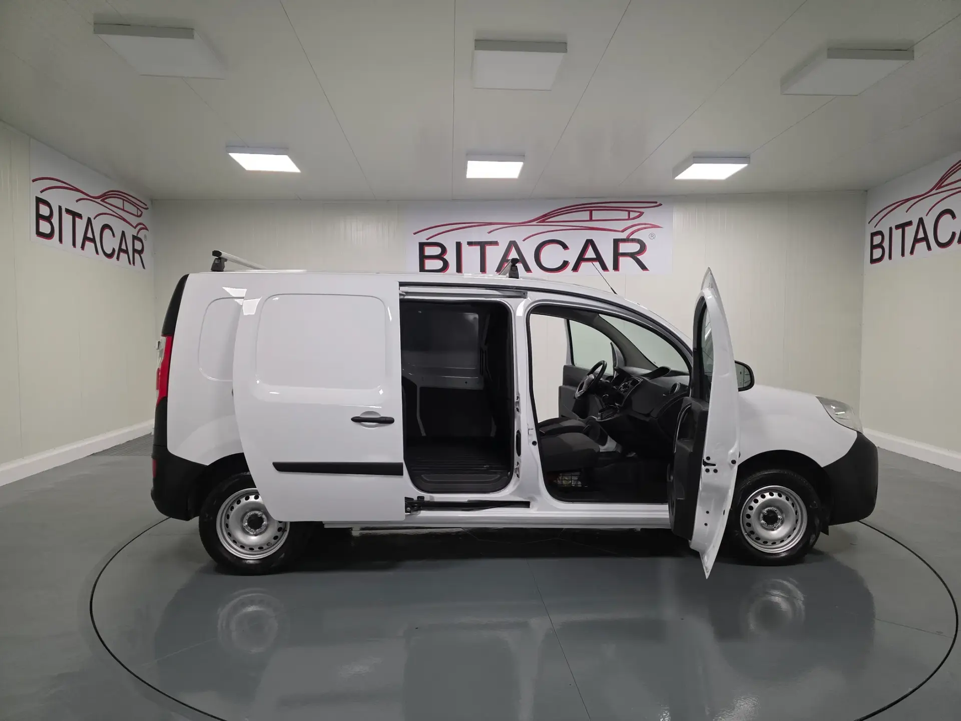 Renault Kangoo 1.5 DCI 95CV MAXI IVA DEDUTIVEL 48