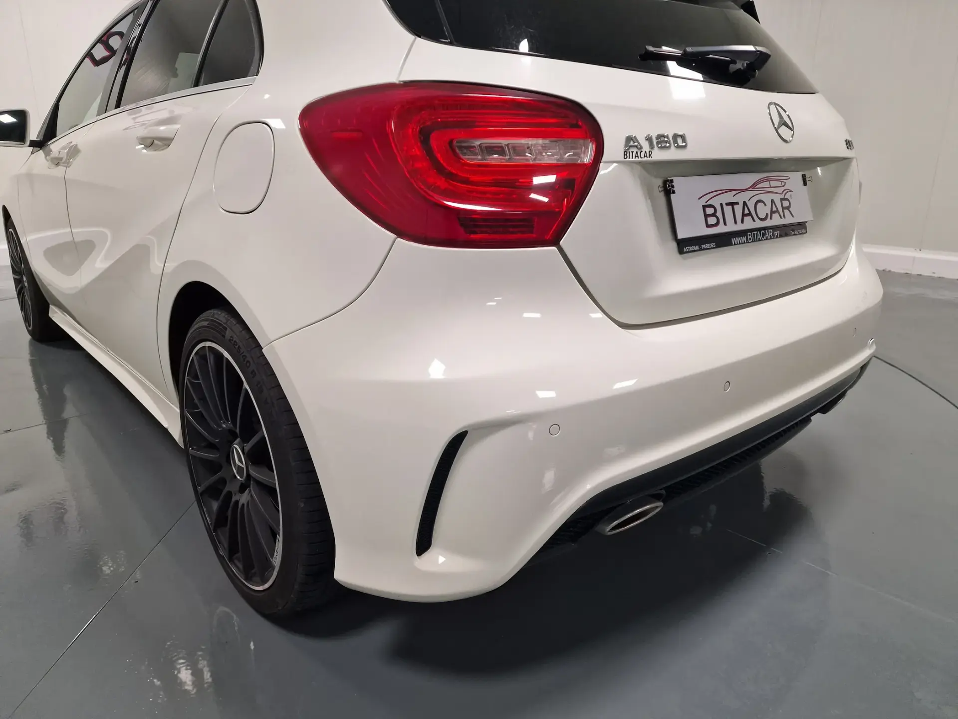 Mercedes-Benz A 180 CDi BlueEfficiency AMG Line 23