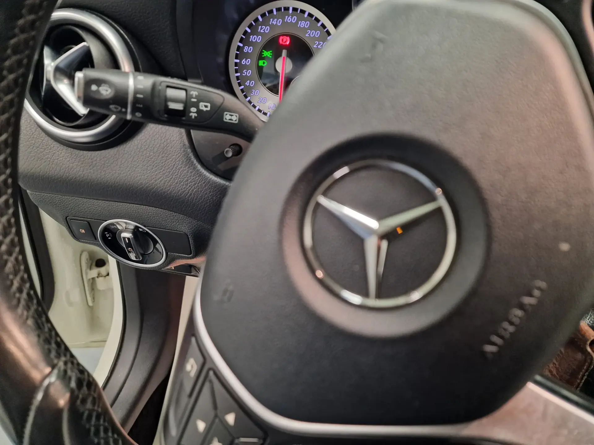 Mercedes-Benz A 180 CDi BlueEfficiency AMG Line 70