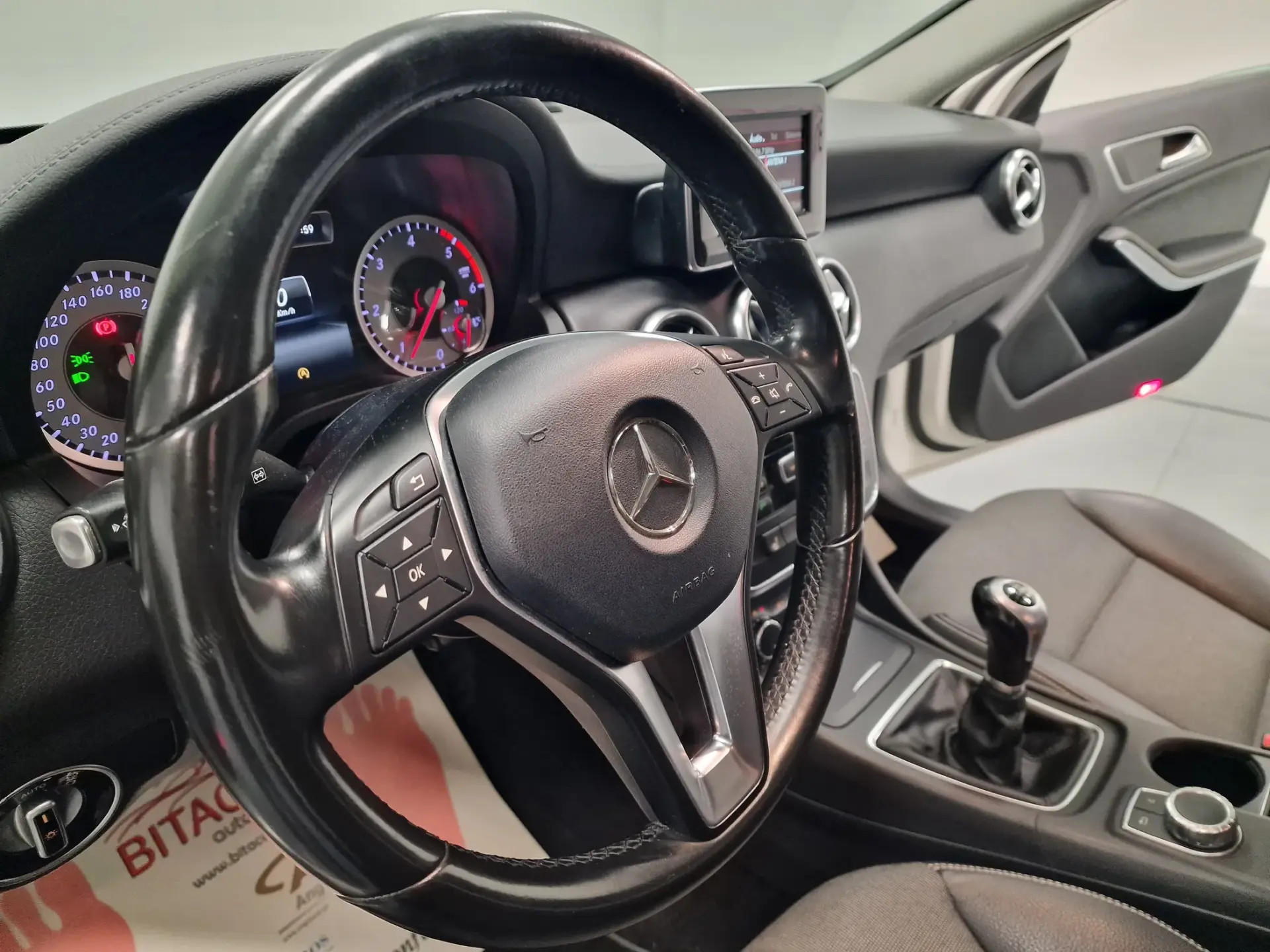 Mercedes-Benz A 180 CDi BlueEfficiency AMG Line 73