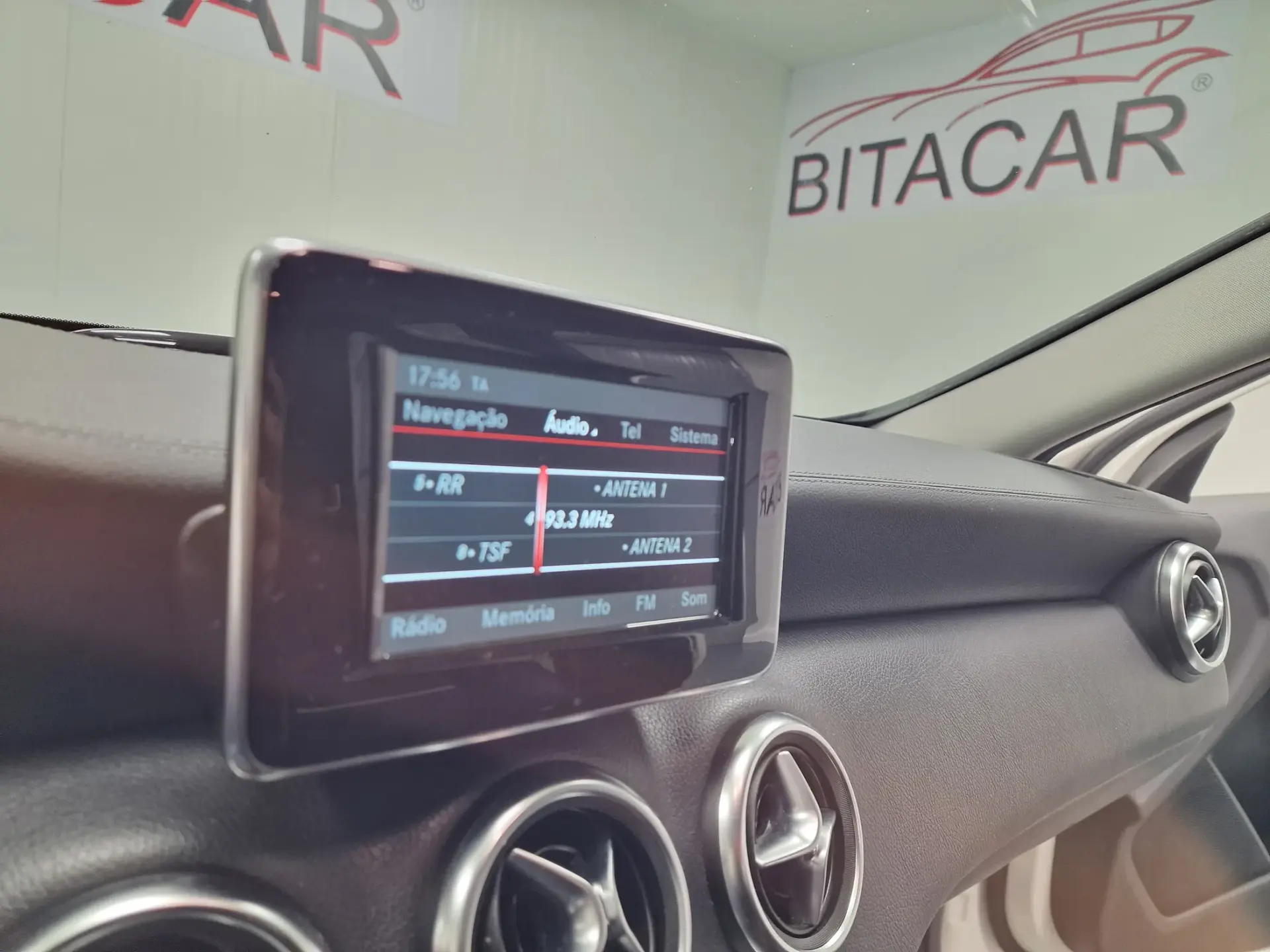 Mercedes-Benz A 180 CDi BlueEfficiency AMG Line 78