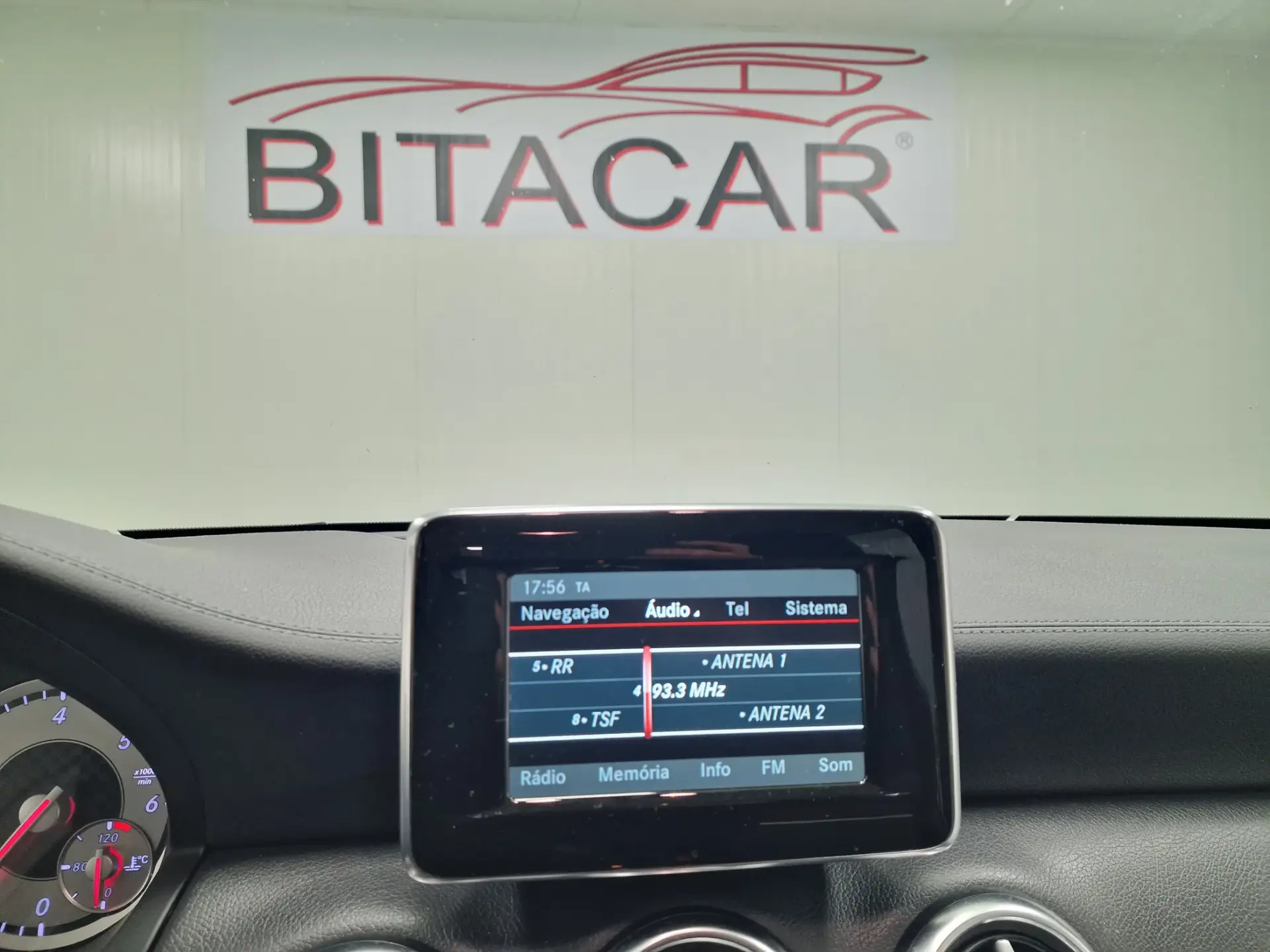 Mercedes-Benz A 180 CDi BlueEfficiency AMG Line 79