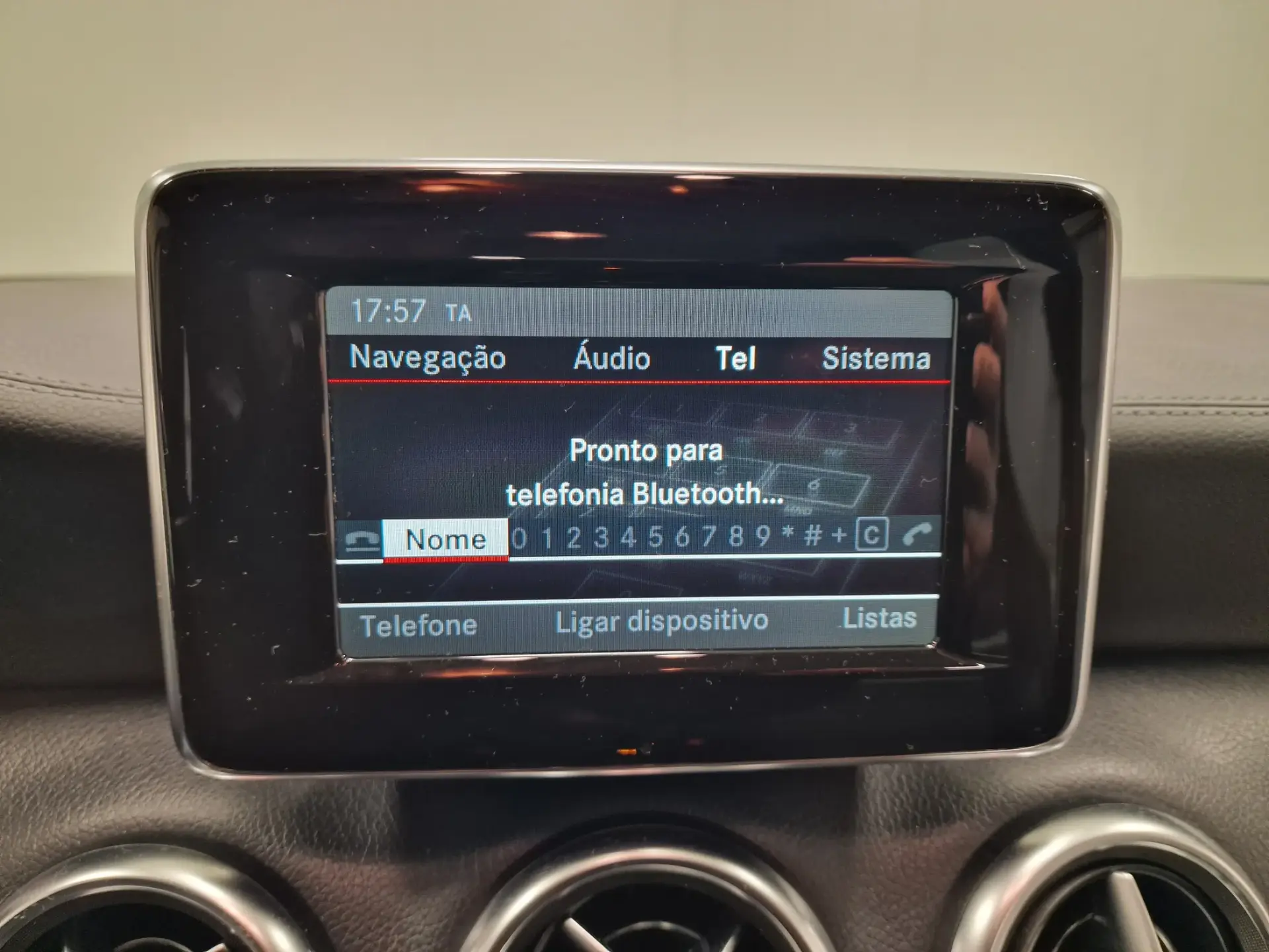 Mercedes-Benz A 180 CDi BlueEfficiency AMG Line 81