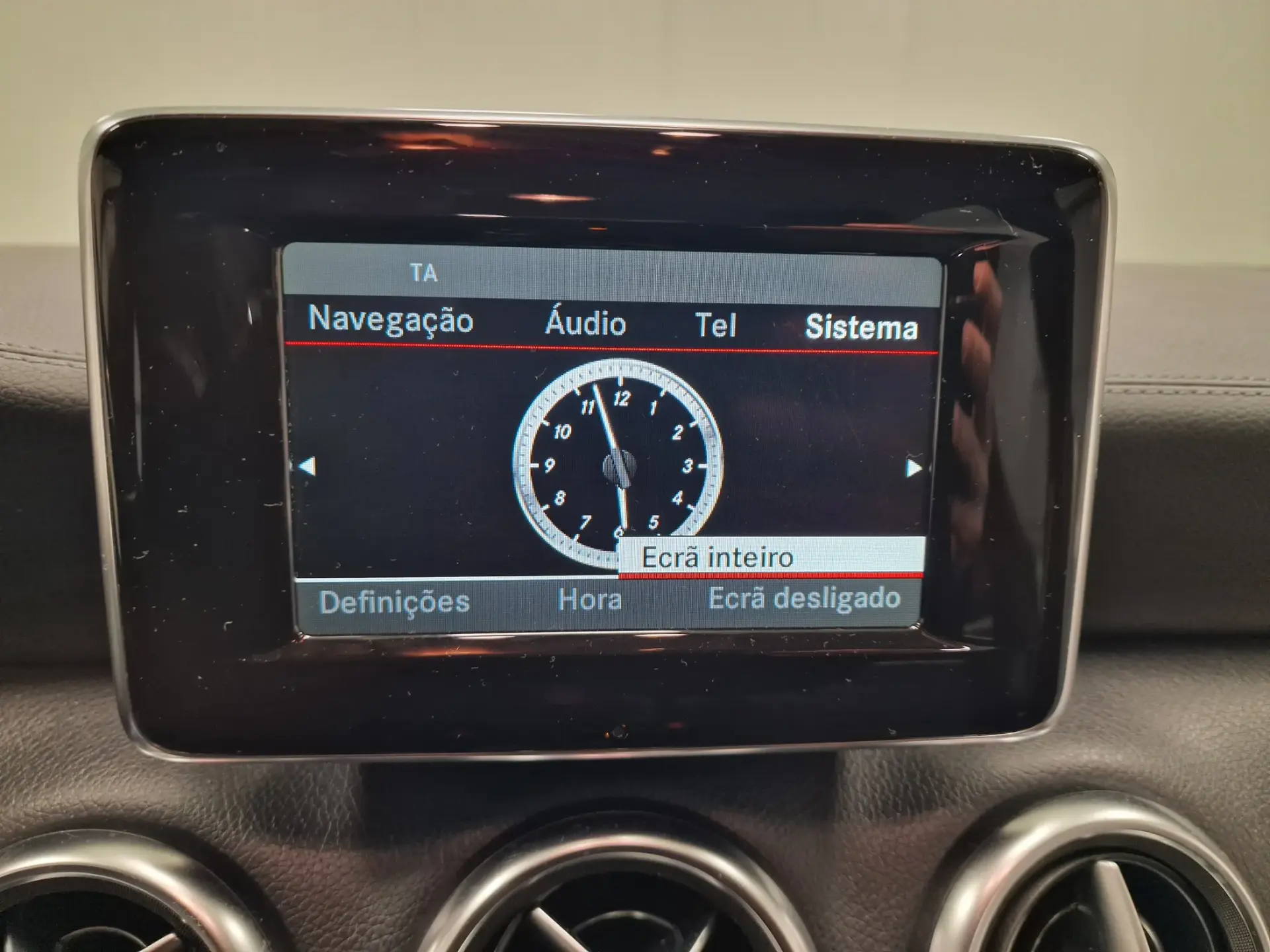 Mercedes-Benz A 180 CDi BlueEfficiency AMG Line 82