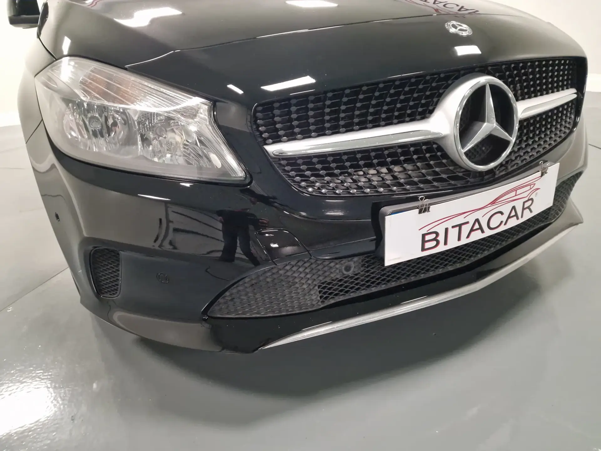 Mercedes-Benz A 180 d Urban 6