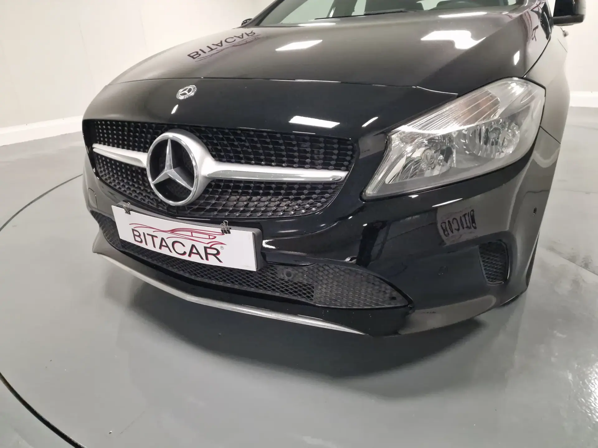 Mercedes-Benz A 180 d Urban 9