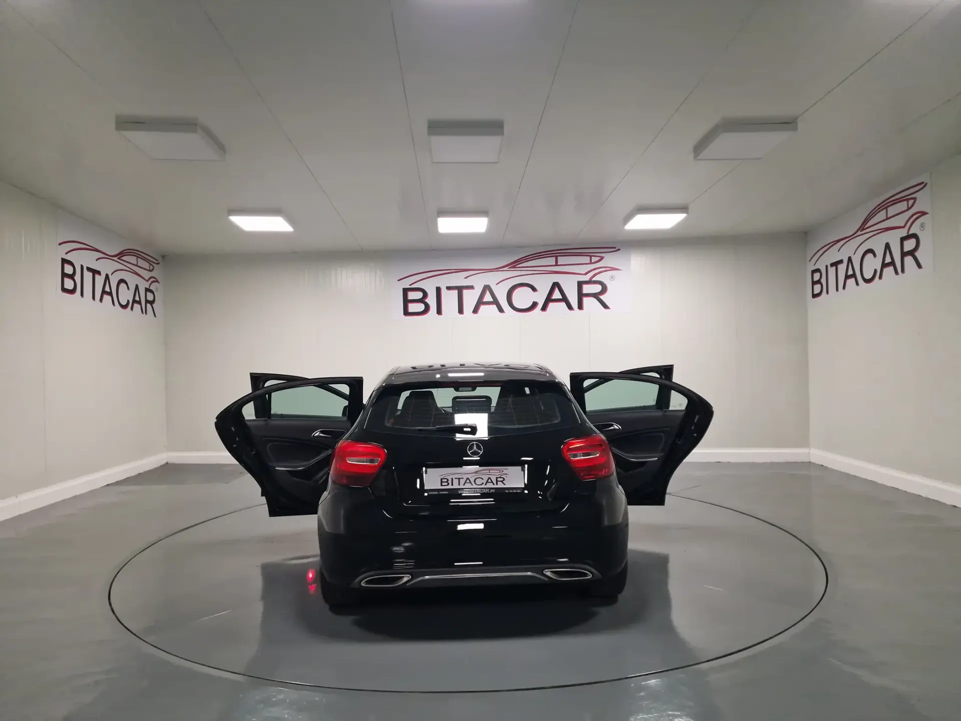 Mercedes-Benz A 180 d Urban 34