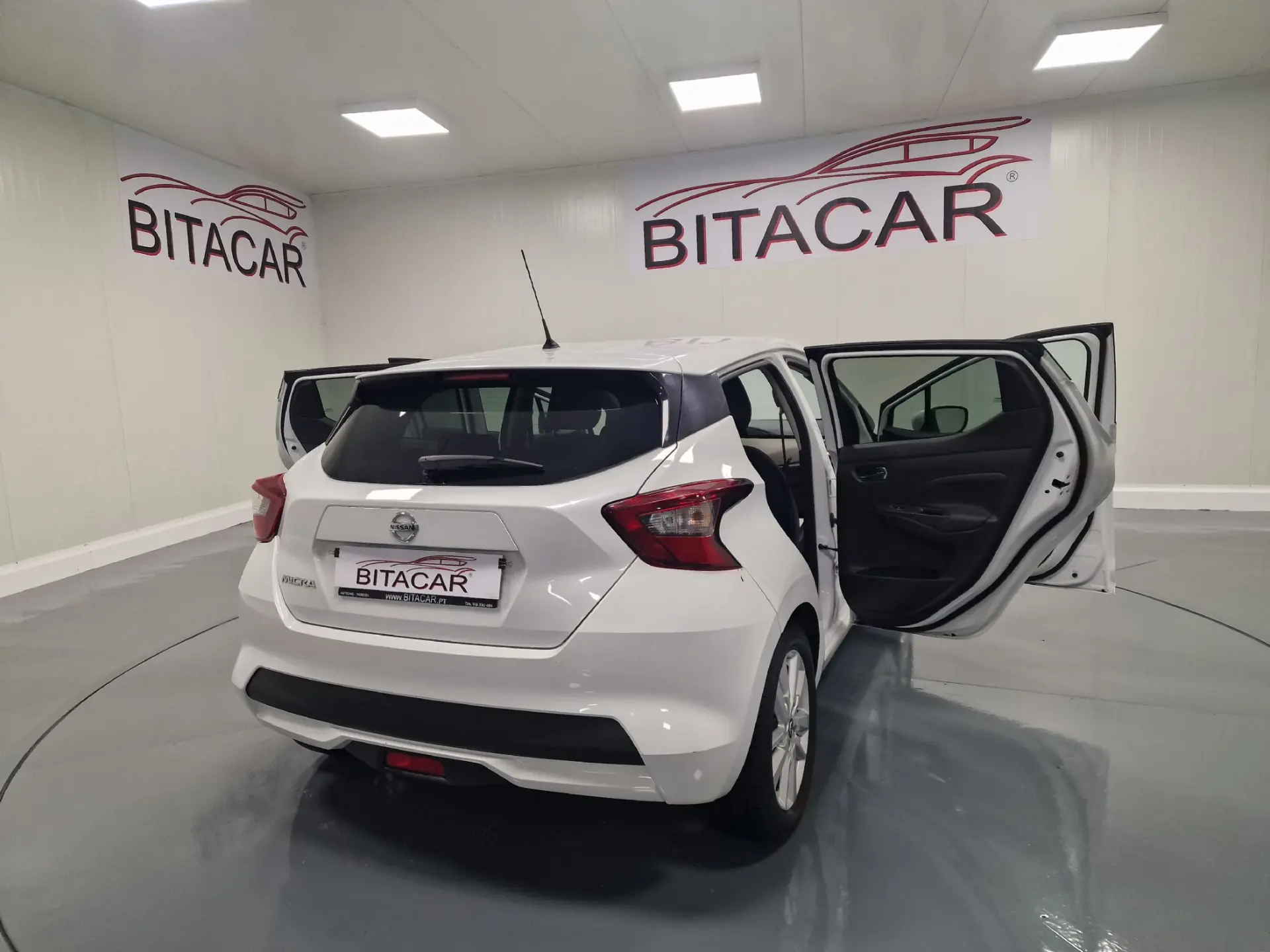 Nissan Micra 1.0 IG-T N CONNECTA 26