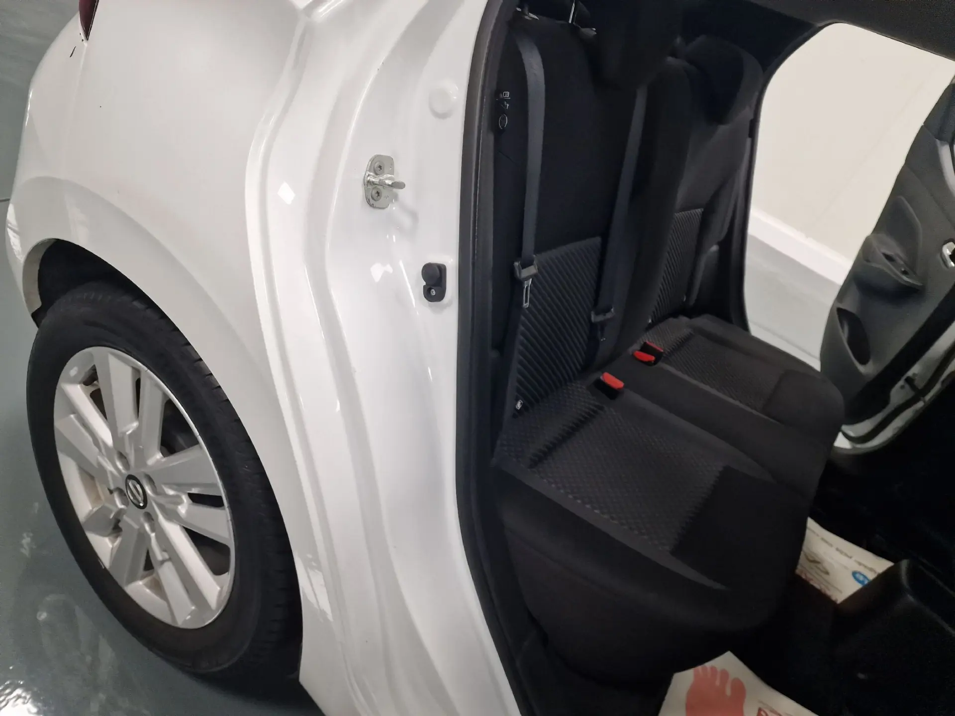 Nissan Micra 1.0 IG-T N CONNECTA 36