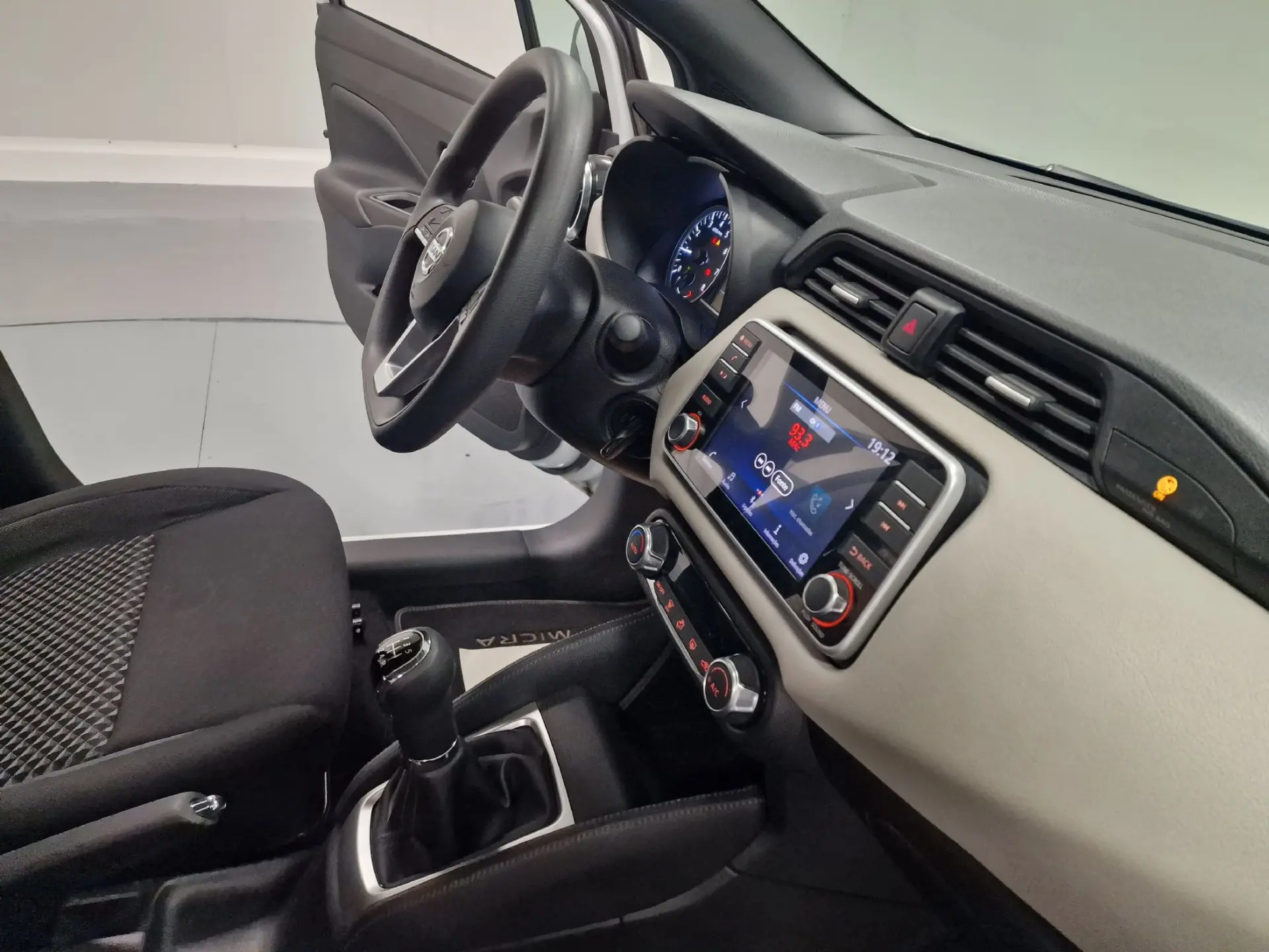 Nissan Micra 1.0 IG-T N CONNECTA 44