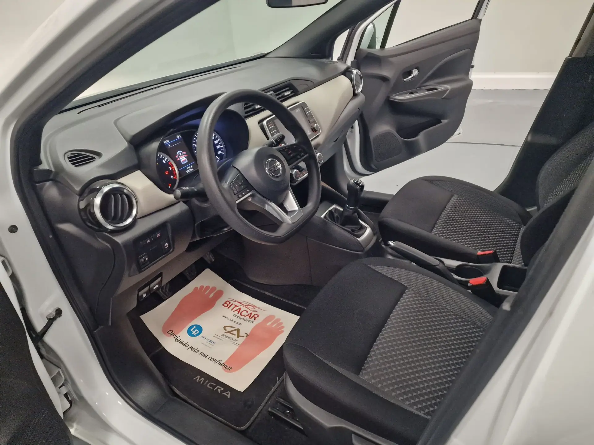 Nissan Micra 1.0 IG-T N CONNECTA 47