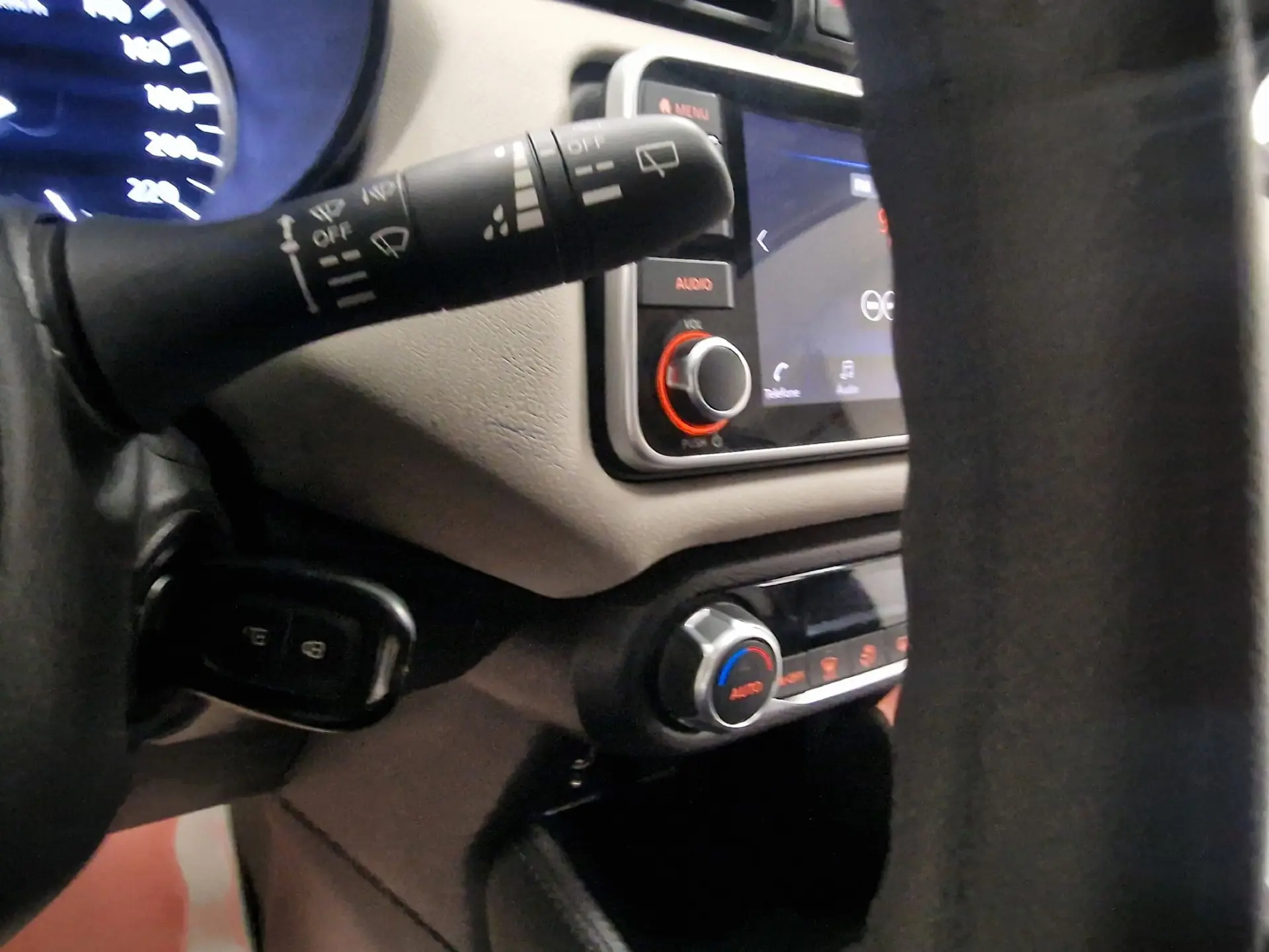 Nissan Micra 1.0 IG-T N CONNECTA 52