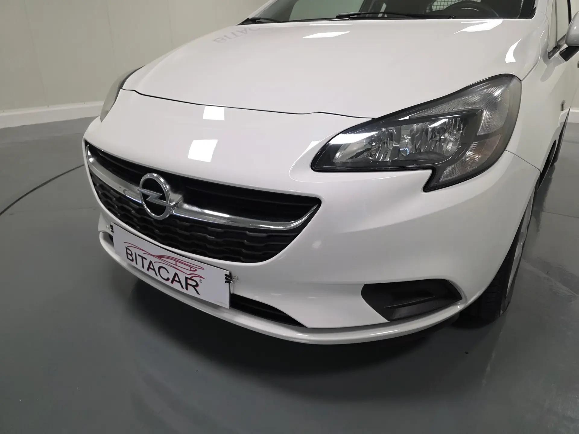 Opel Corsa 1.3 CDTI VAN IVA DEDUTÍVEL 10