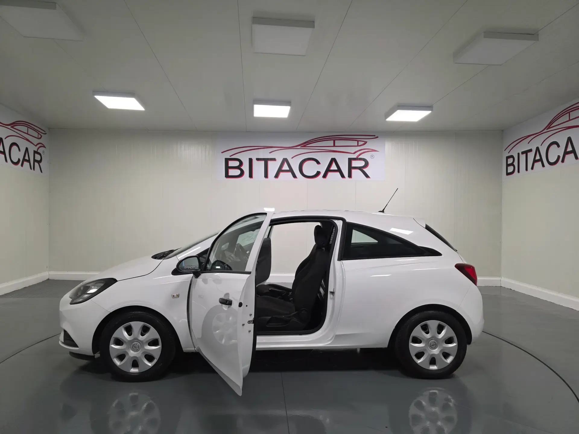 Opel Corsa 1.3 CDTI VAN IVA DEDUTÍVEL 33