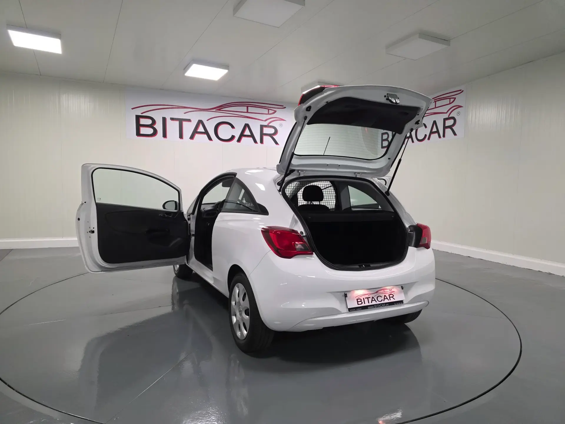 Opel Corsa 1.3 CDTI VAN IVA DEDUTÍVEL 39