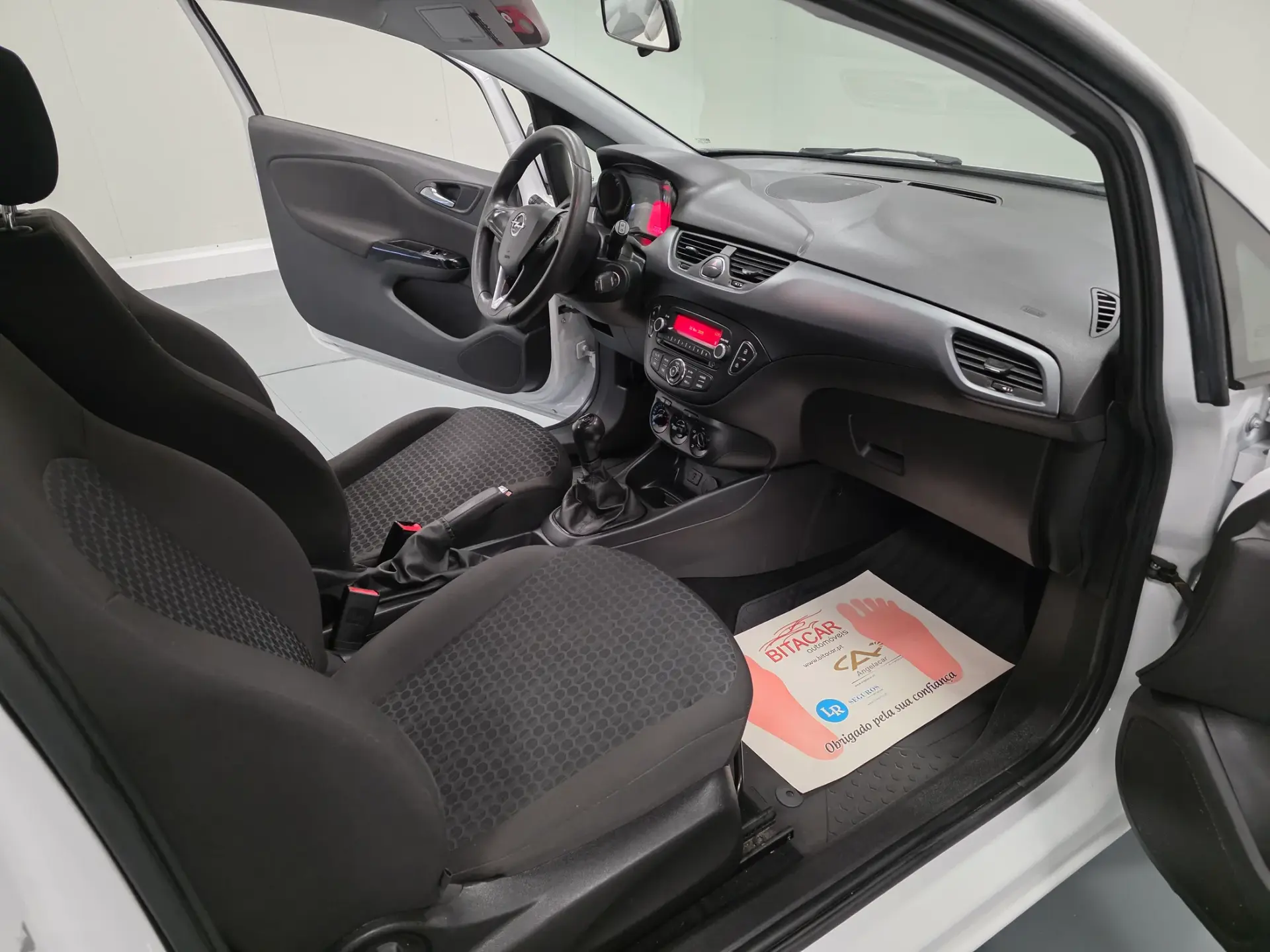 Opel Corsa 1.3 CDTI VAN IVA DEDUTÍVEL 46