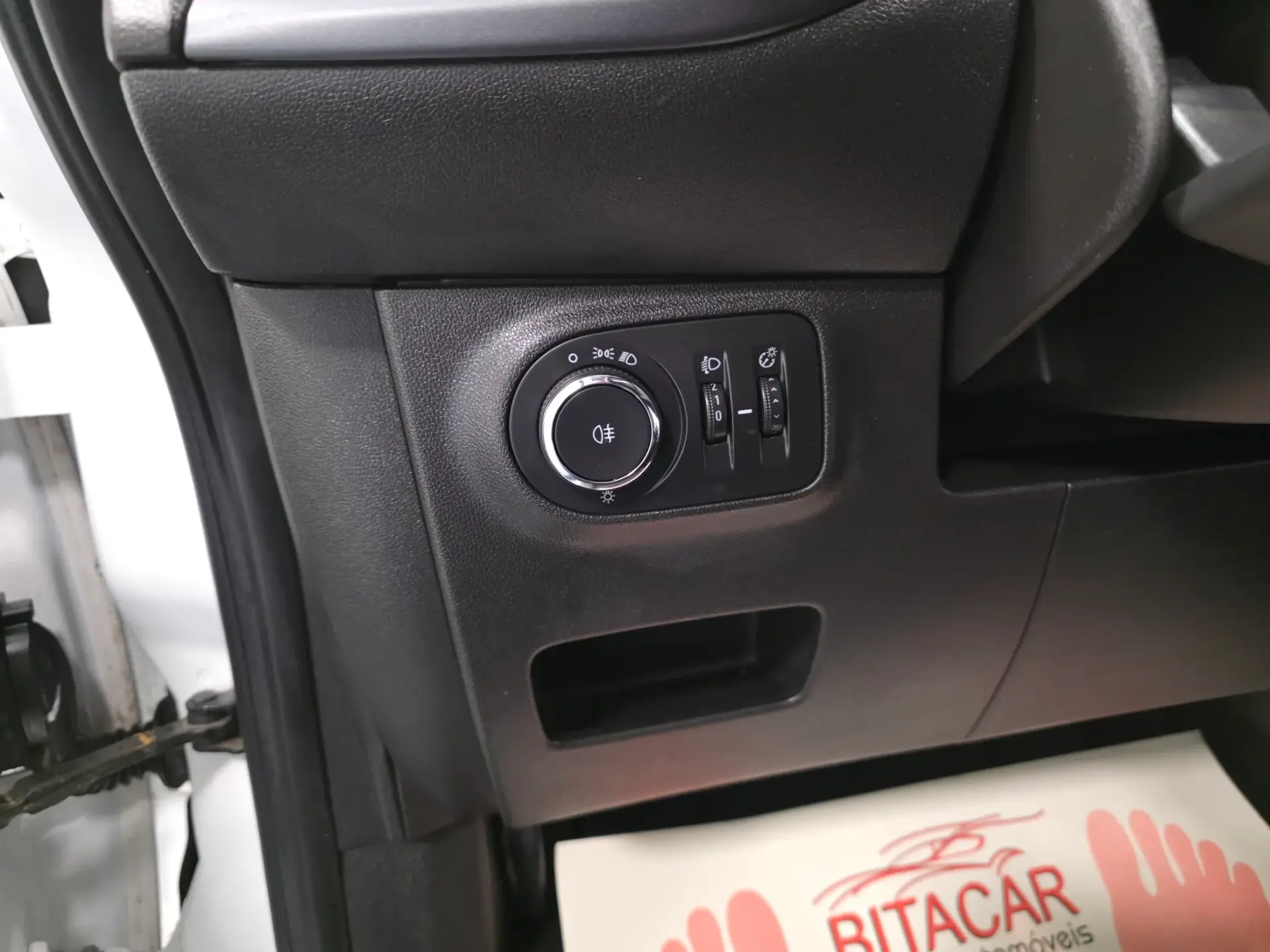 Opel Corsa 1.3 CDTI VAN IVA DEDUTÍVEL 58