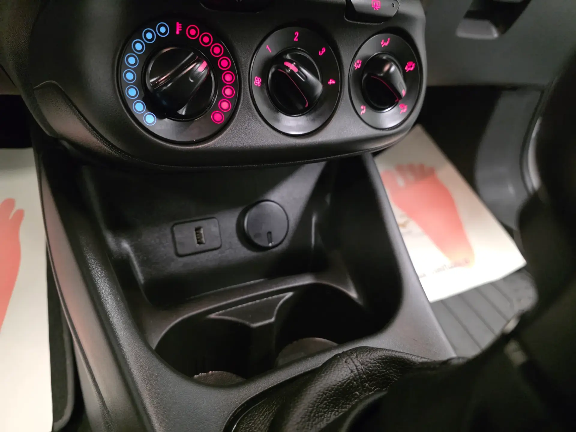 Opel Corsa 1.3 CDTI VAN IVA DEDUTÍVEL 76