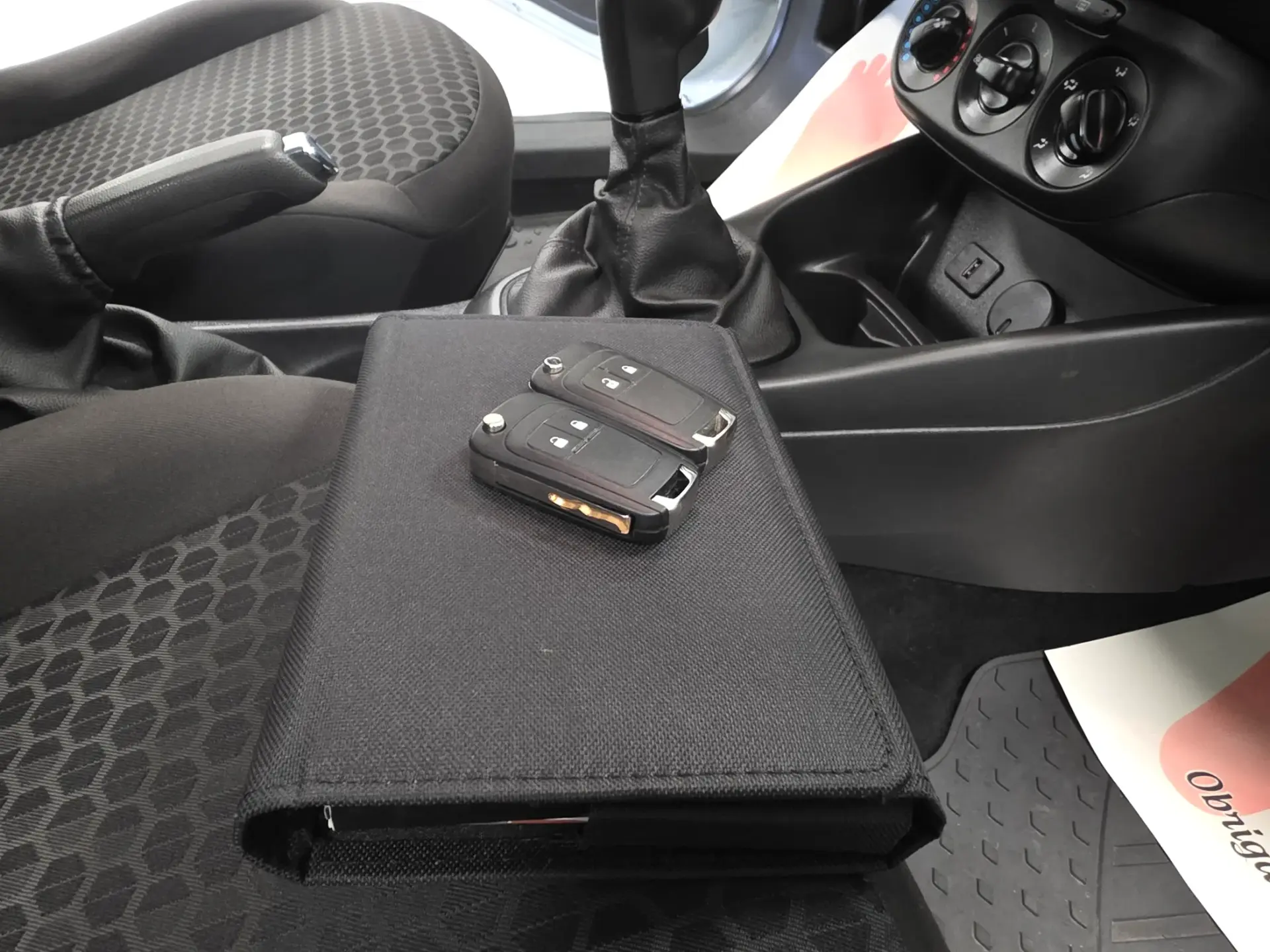 Opel Corsa 1.3 CDTI VAN IVA DEDUTÍVEL 82