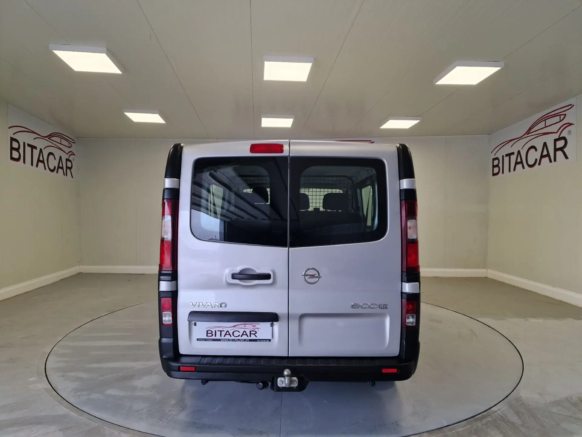Opel Vivaro COMBI 1.6 CDTI L1H1 APENAS 28.000KMS 58€ IUC 37