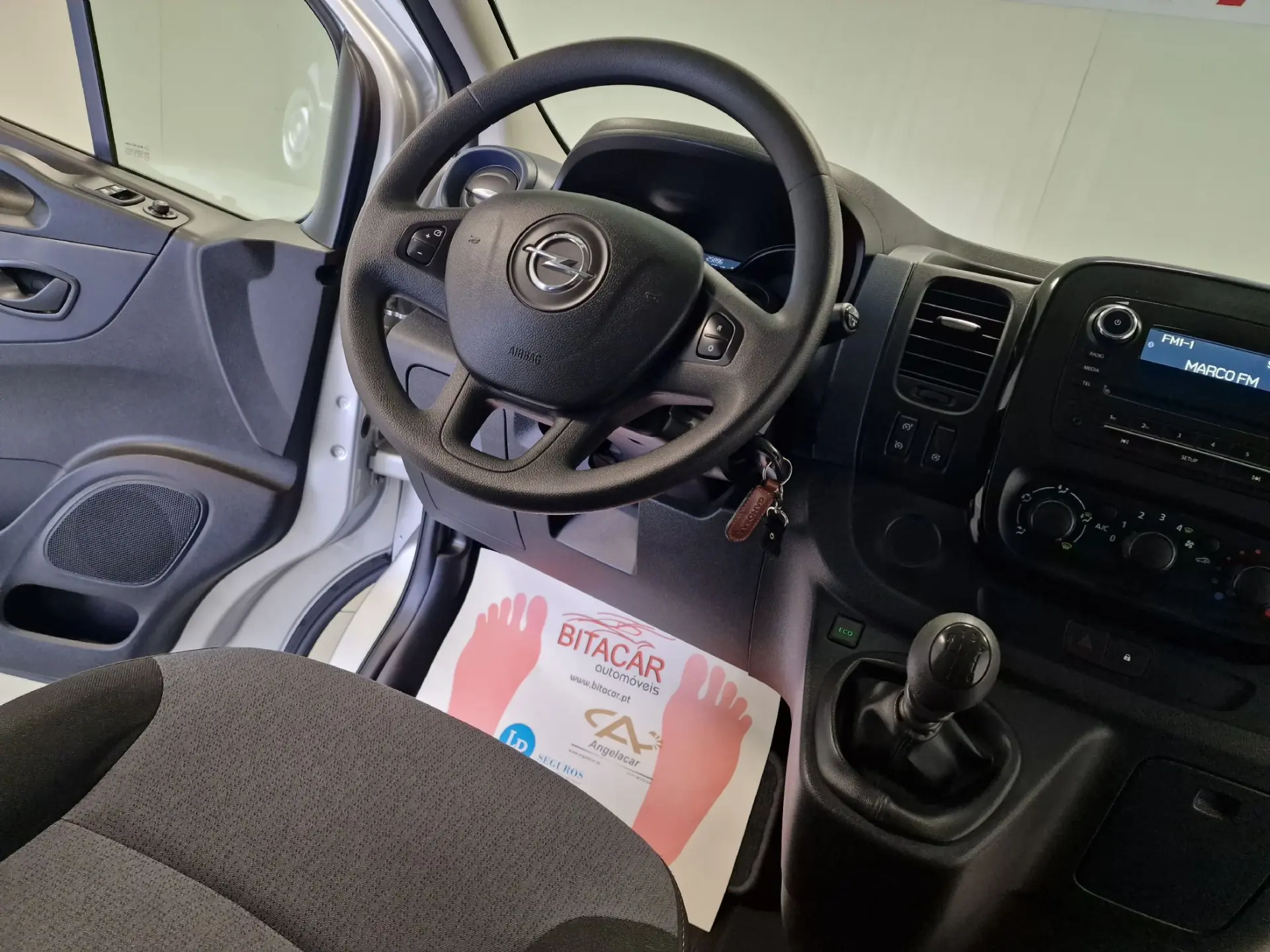 Opel Vivaro COMBI 1.6 CDTI L1H1 APENAS 28.000KMS 58€ IUC 96