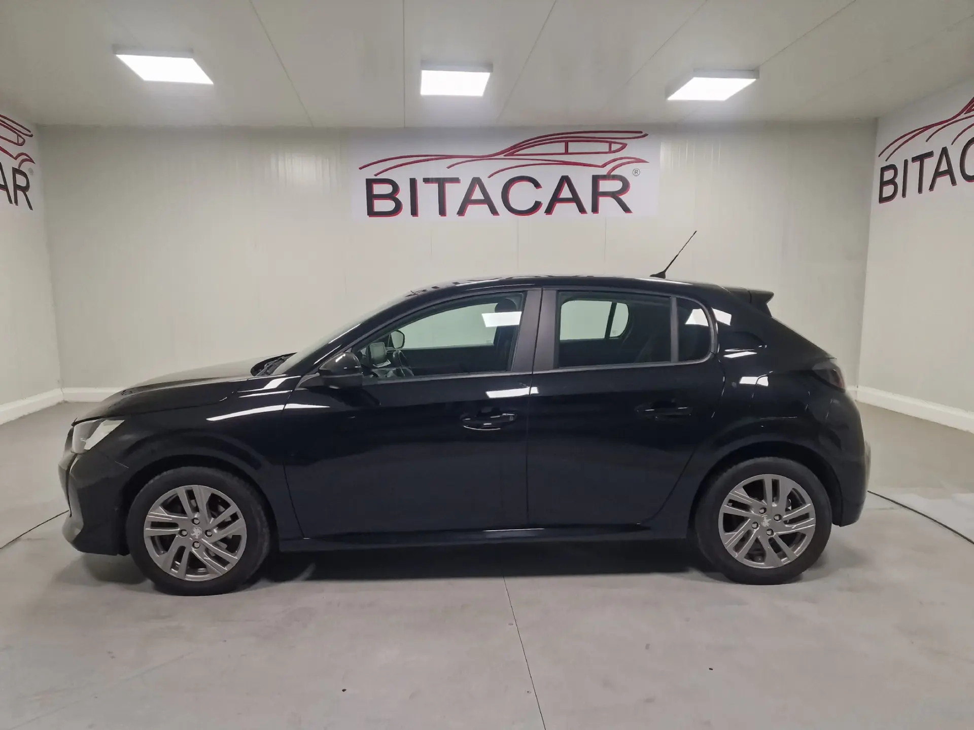Peugeot 208 1.5 BLUEHDI 100CV ACTIVE 14