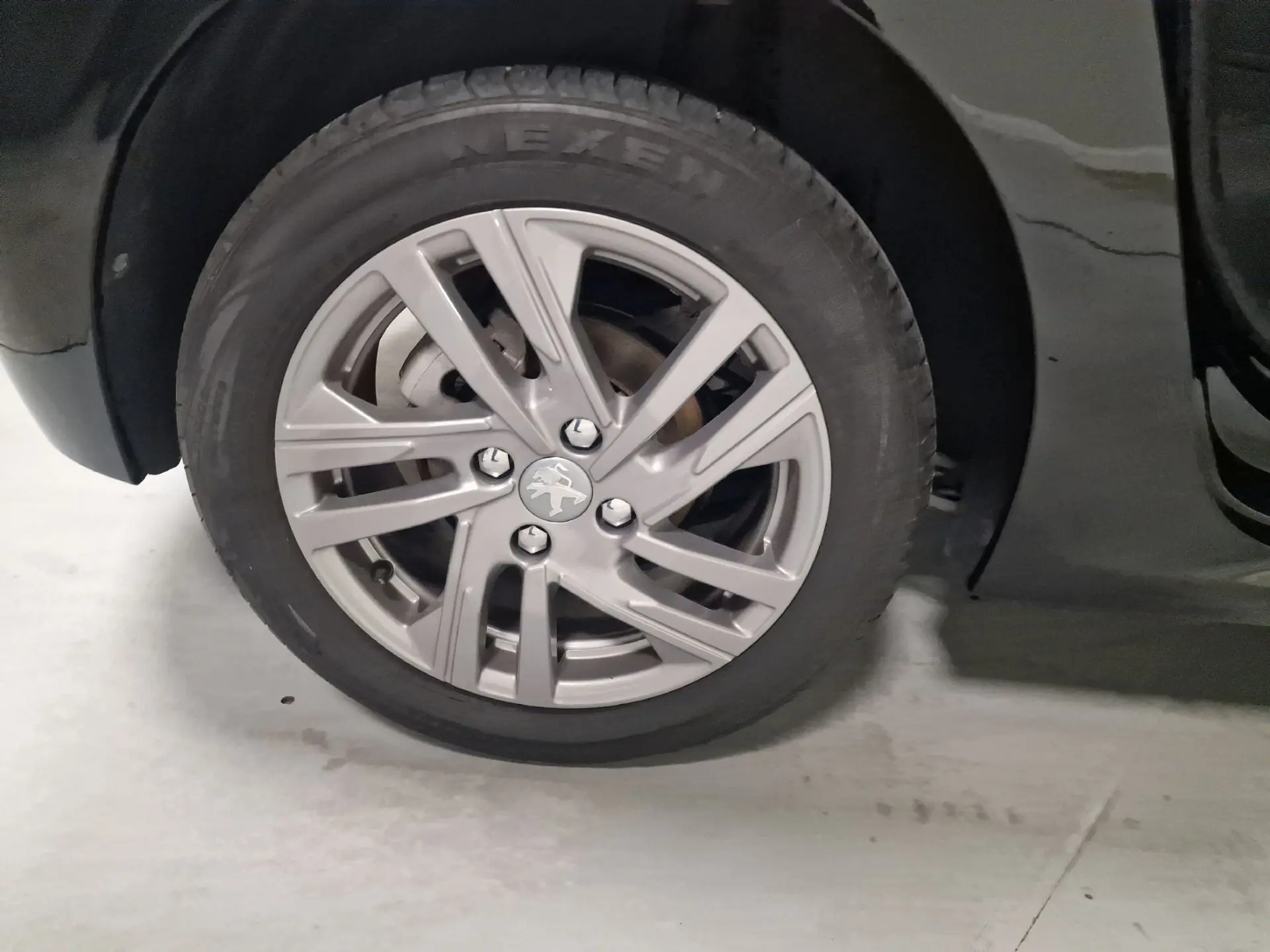 Peugeot 208 1.5 BLUEHDI 100CV ACTIVE 47