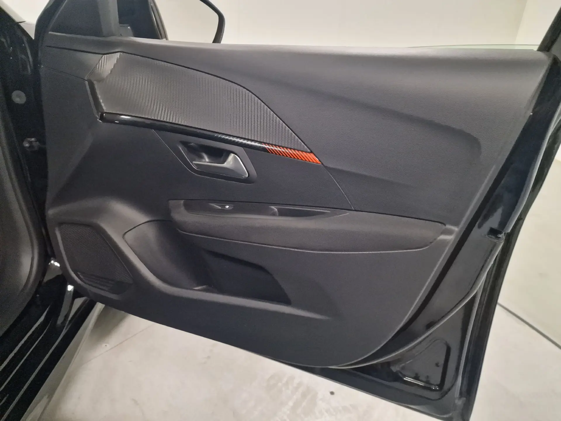 Peugeot 208 1.5 BLUEHDI 100CV ACTIVE 51