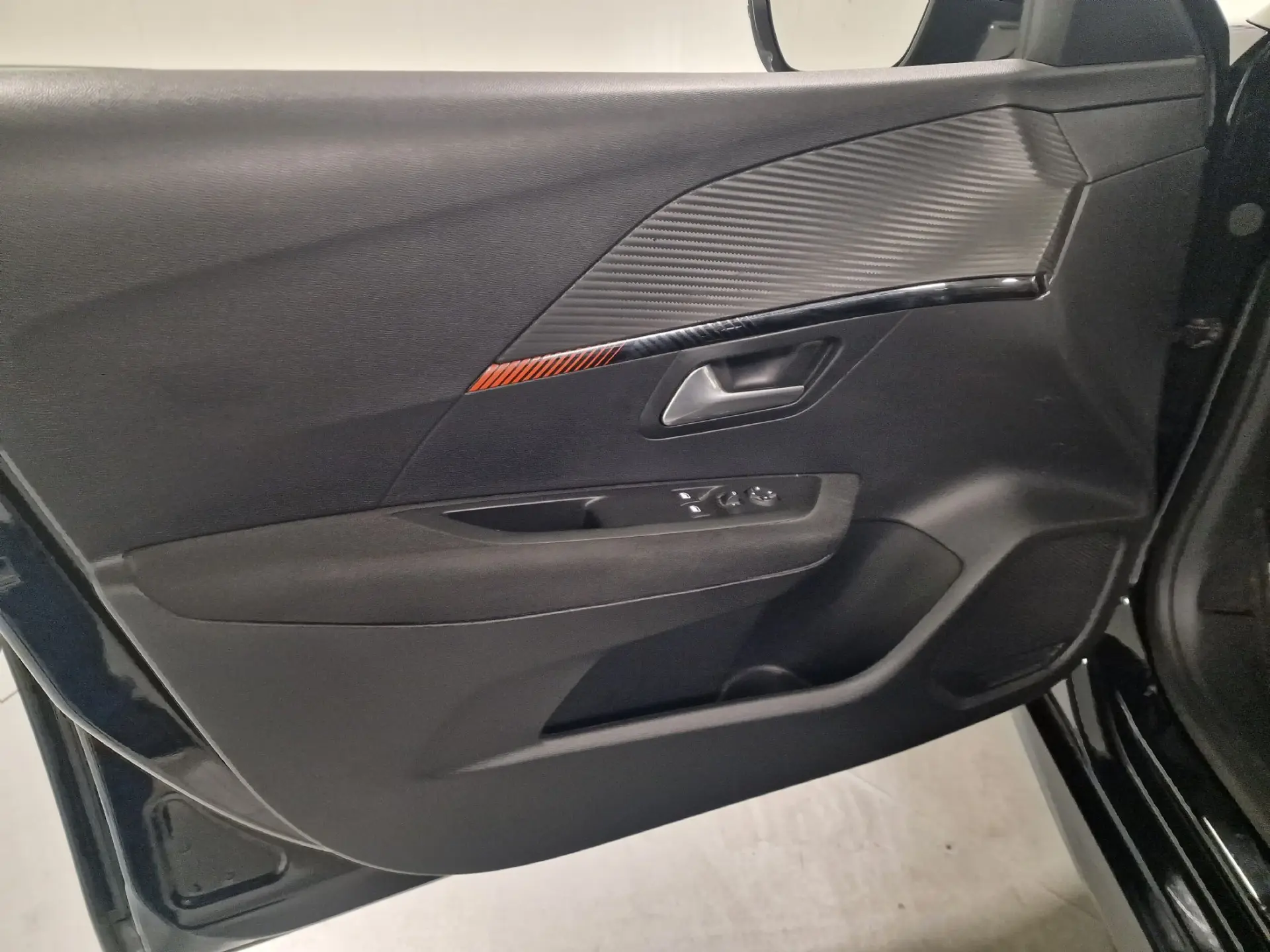 Peugeot 208 1.5 BLUEHDI 100CV ACTIVE 61