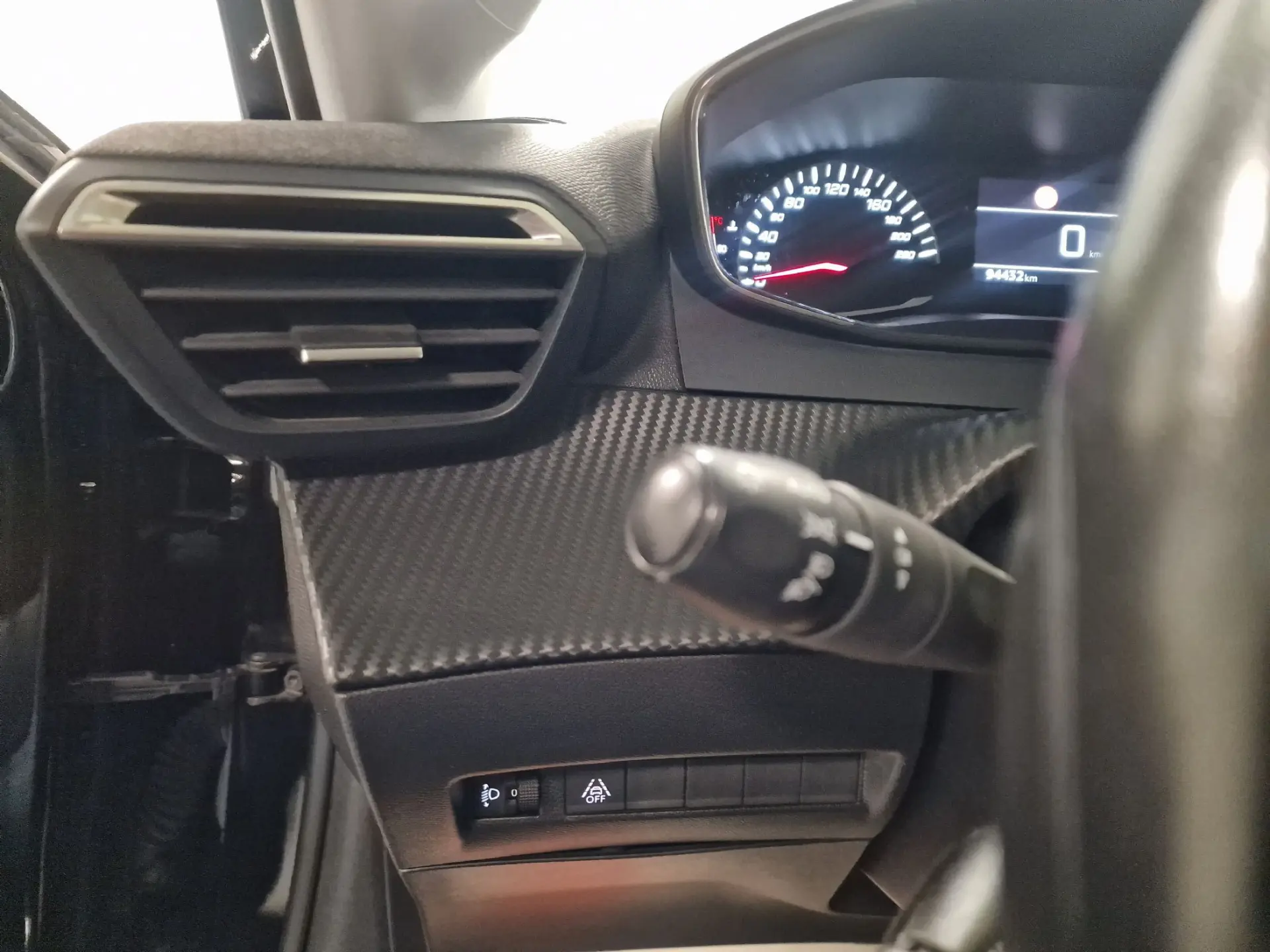 Peugeot 208 1.5 BLUEHDI 100CV ACTIVE 66