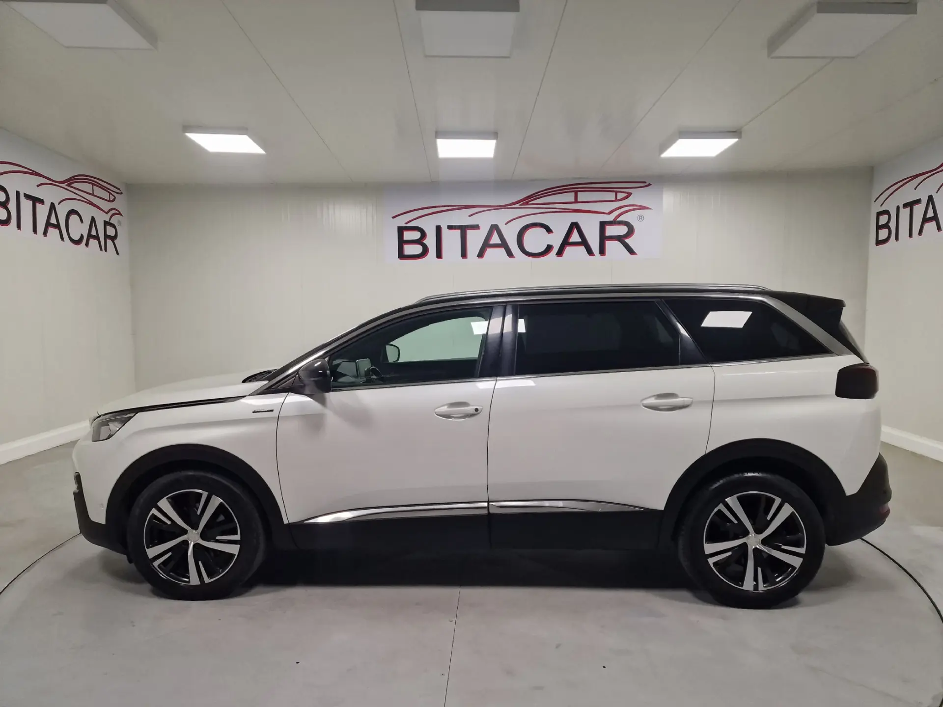 Peugeot 5008 1.6 BLUEHDI 120CV GTLINE TETO DE ABRIR 11